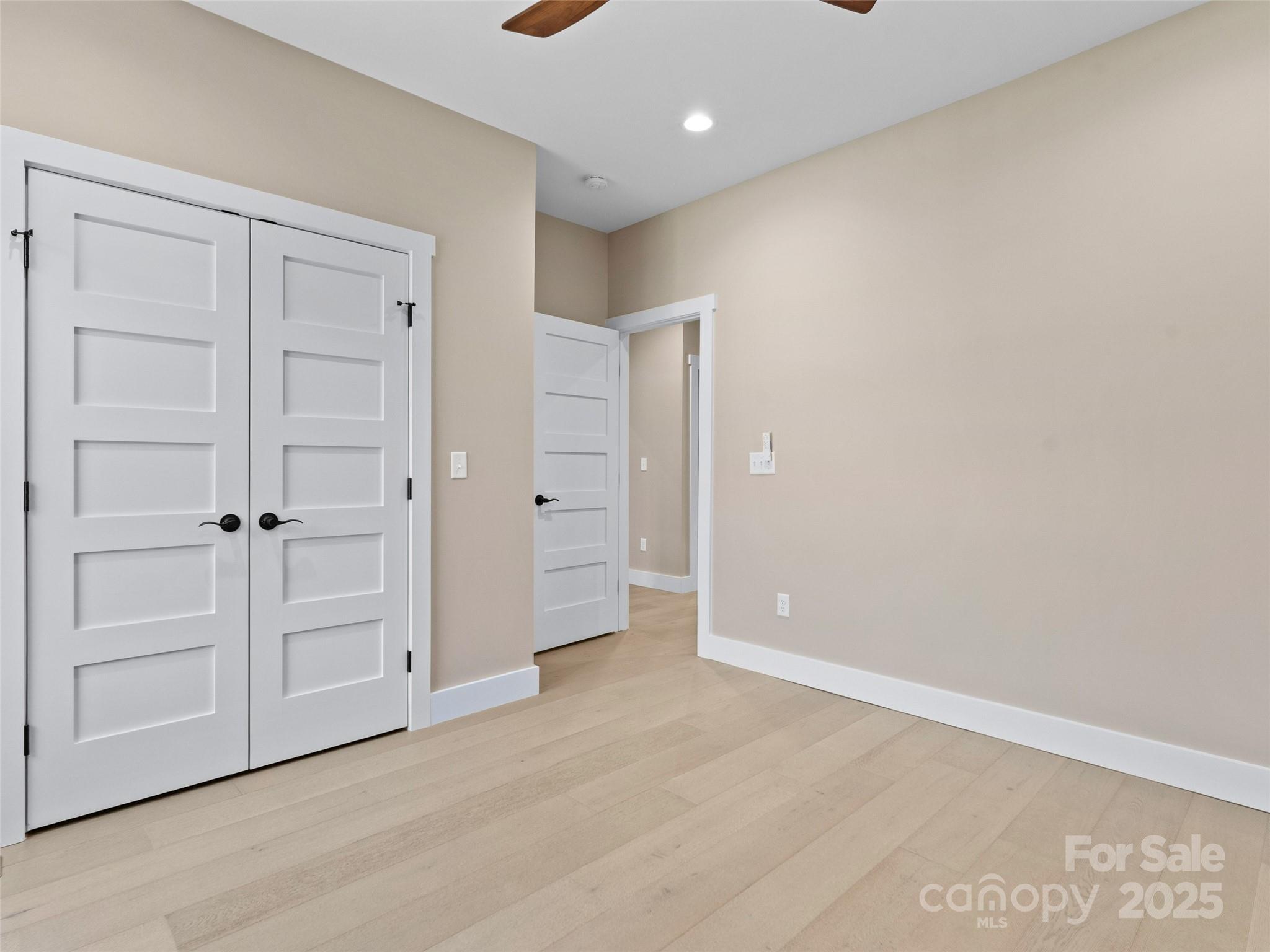 54 Olde Oak Lane — Hendersonville
