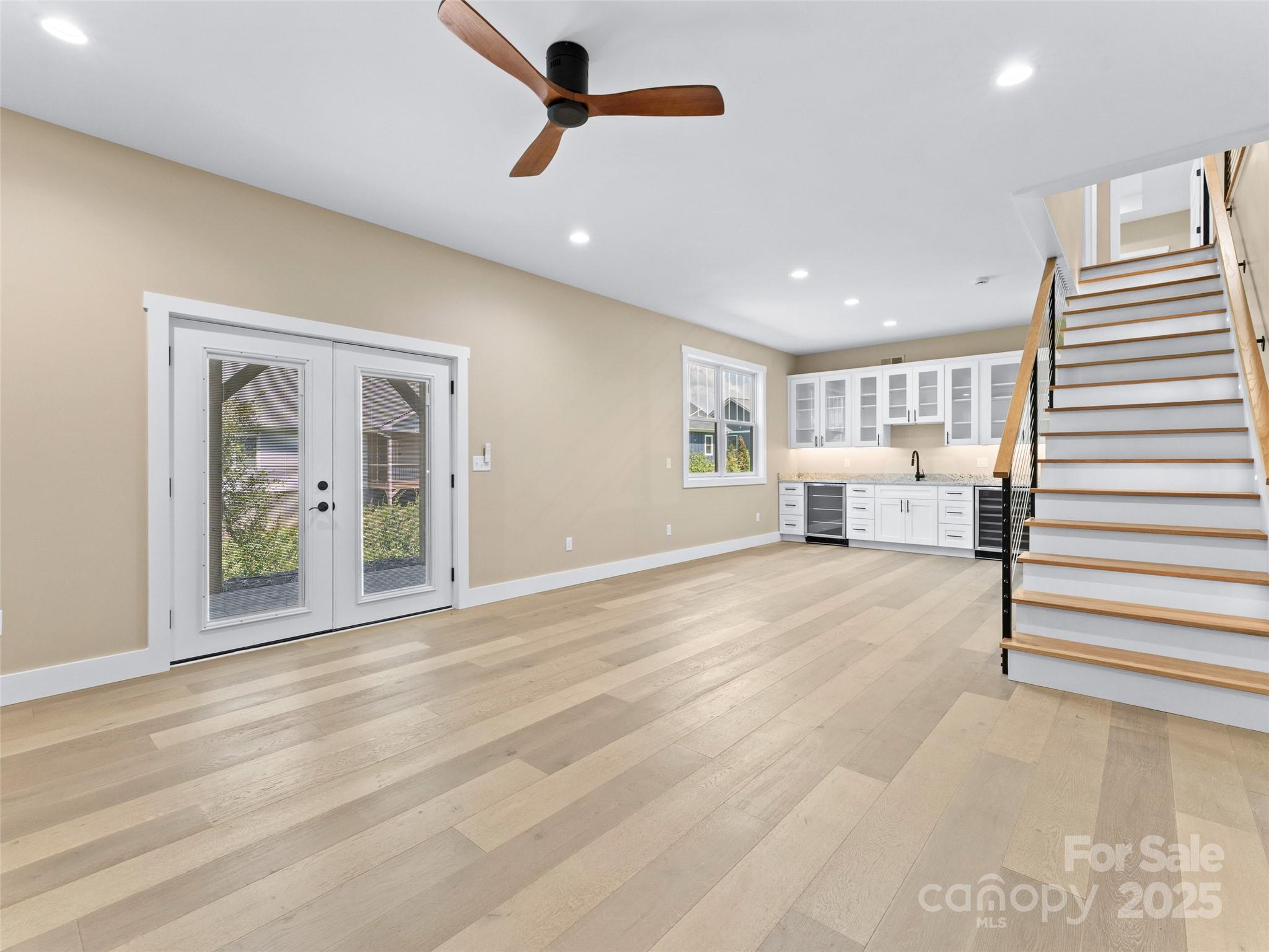 54 Olde Oak Lane — Hendersonville