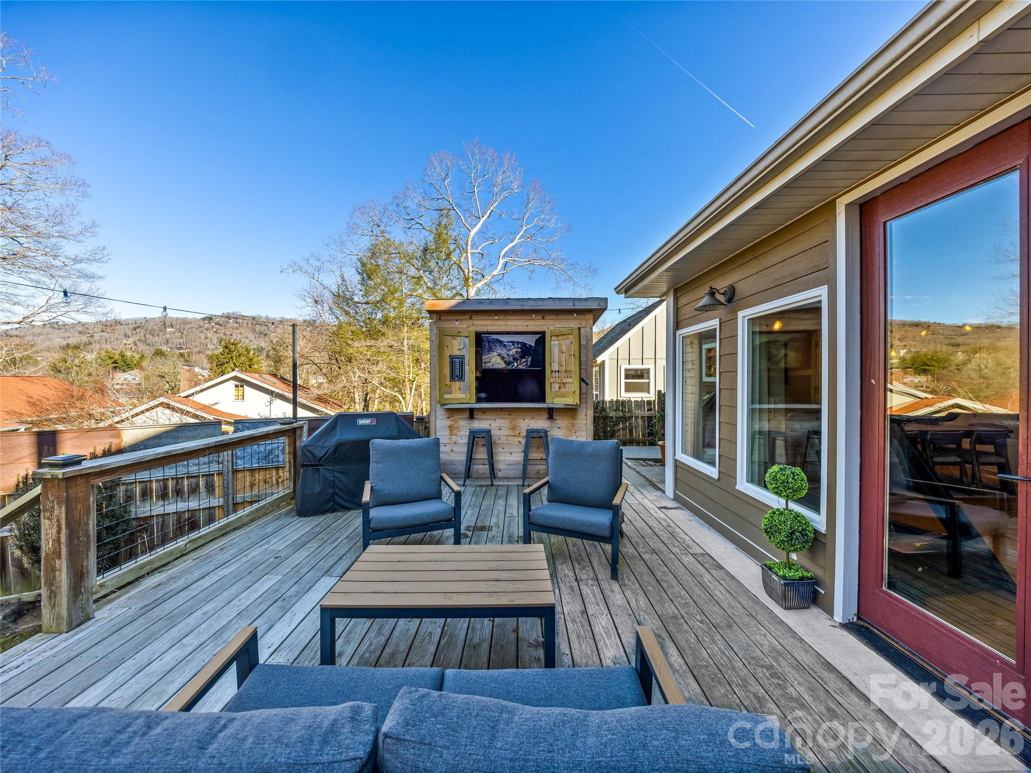78 Annandale Avenue — Asheville