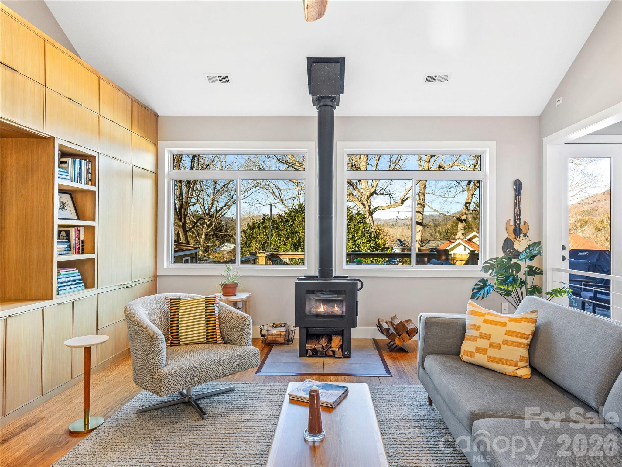 78 Annandale Avenue — Asheville