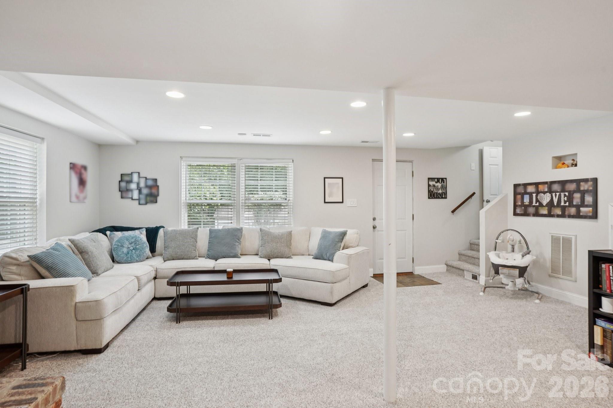 1527 Burnley Road — Charlotte