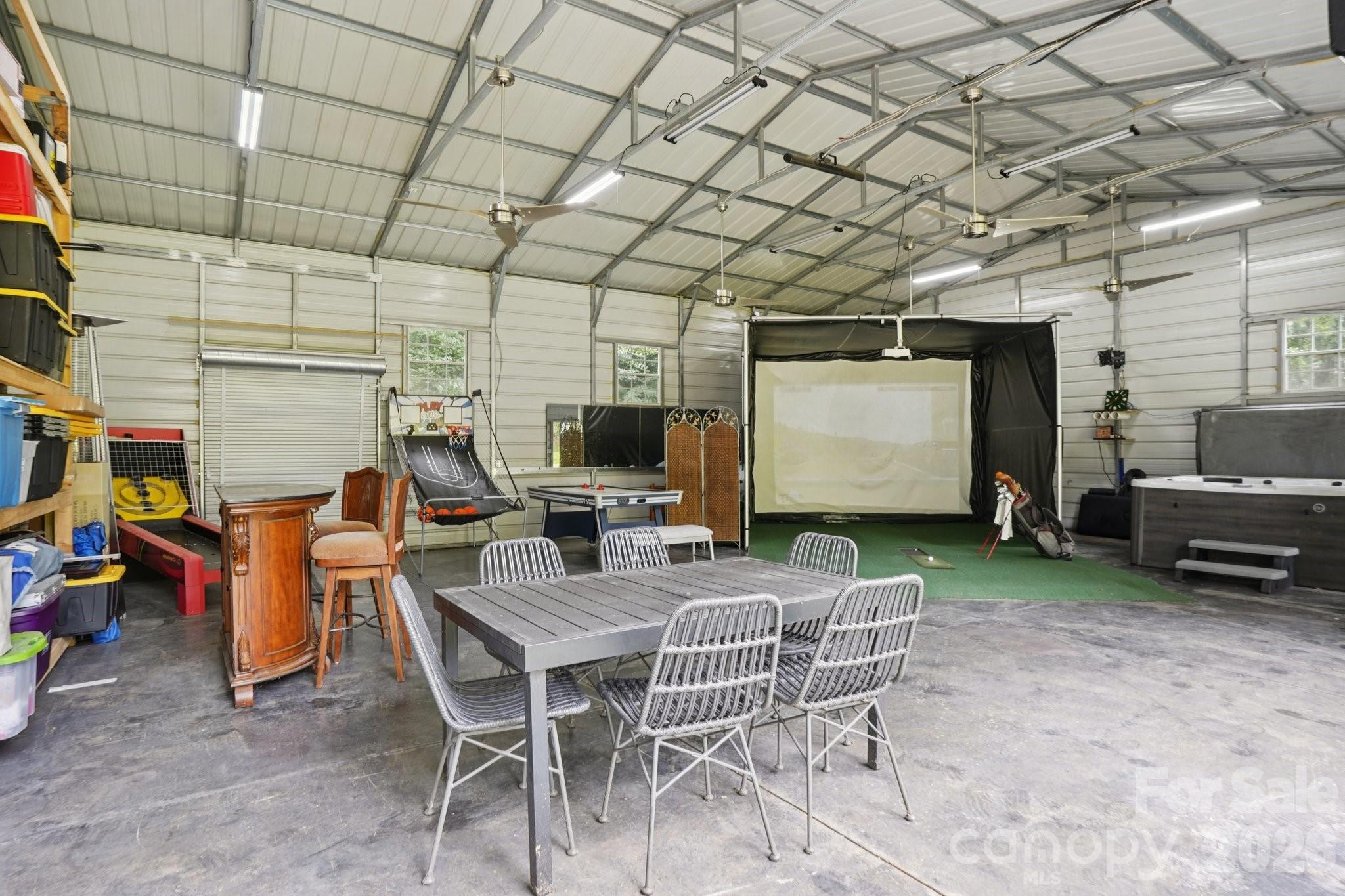 1527 Burnley Road — Charlotte