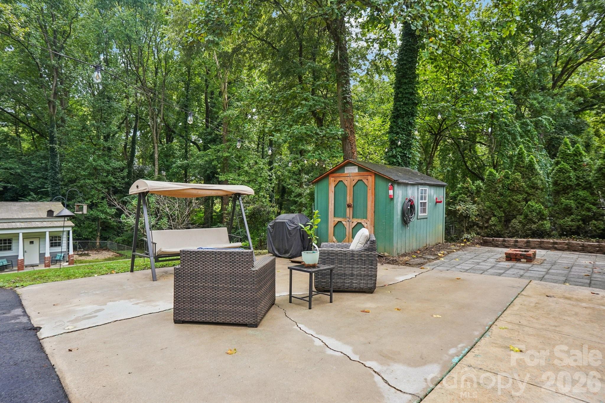 1527 Burnley Road — Charlotte