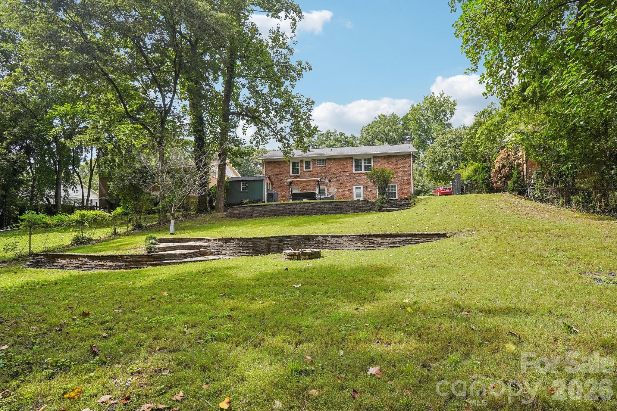 1527 Burnley Road — Charlotte