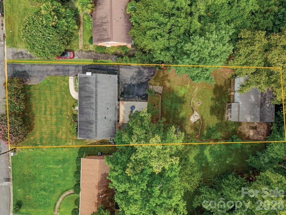 1527 Burnley Road — Charlotte