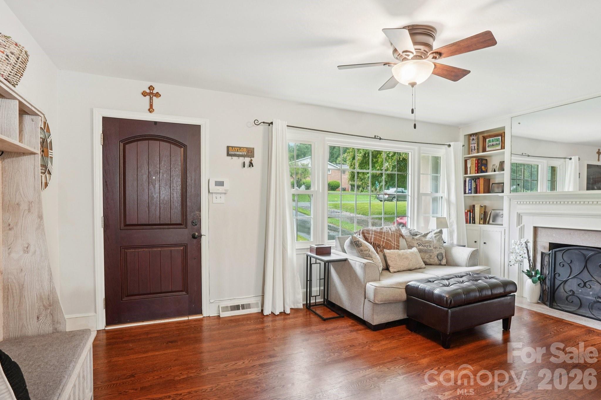 1527 Burnley Road — Charlotte
