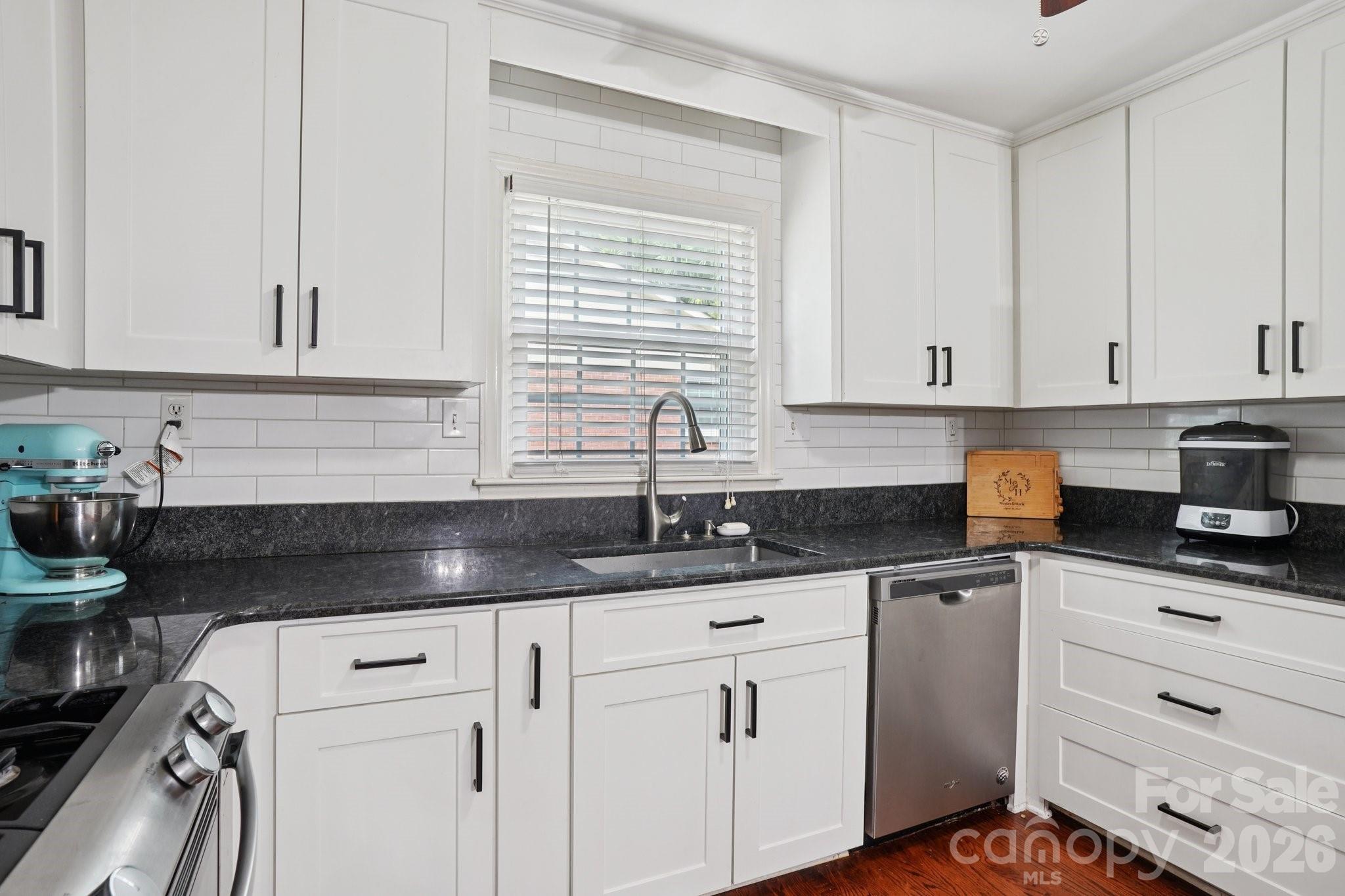 1527 Burnley Road — Charlotte