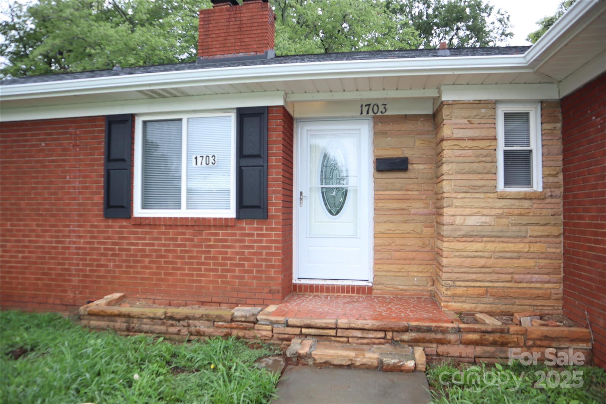1703 Tyvola Road — Charlotte