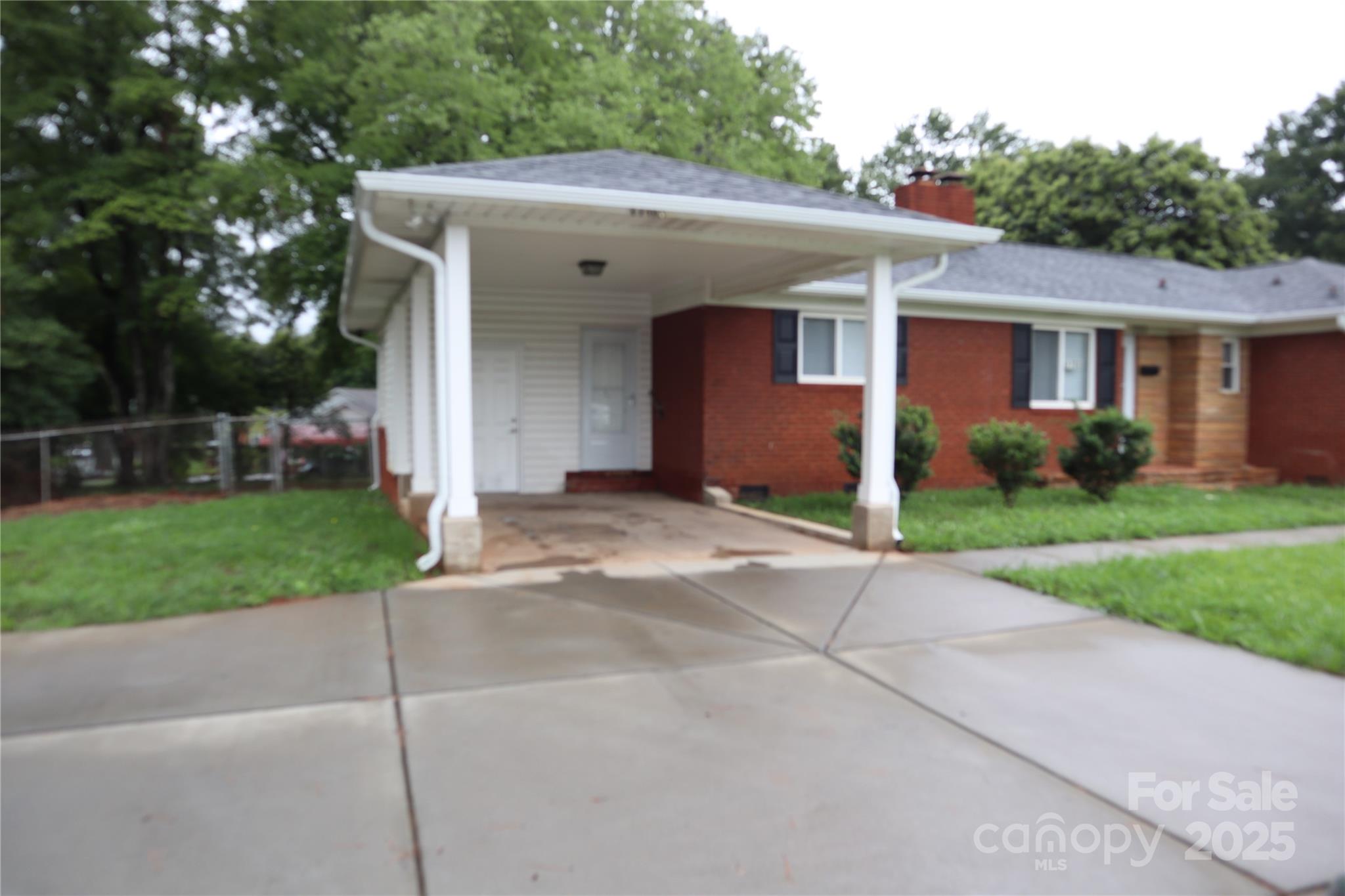 1703 Tyvola Road — Charlotte