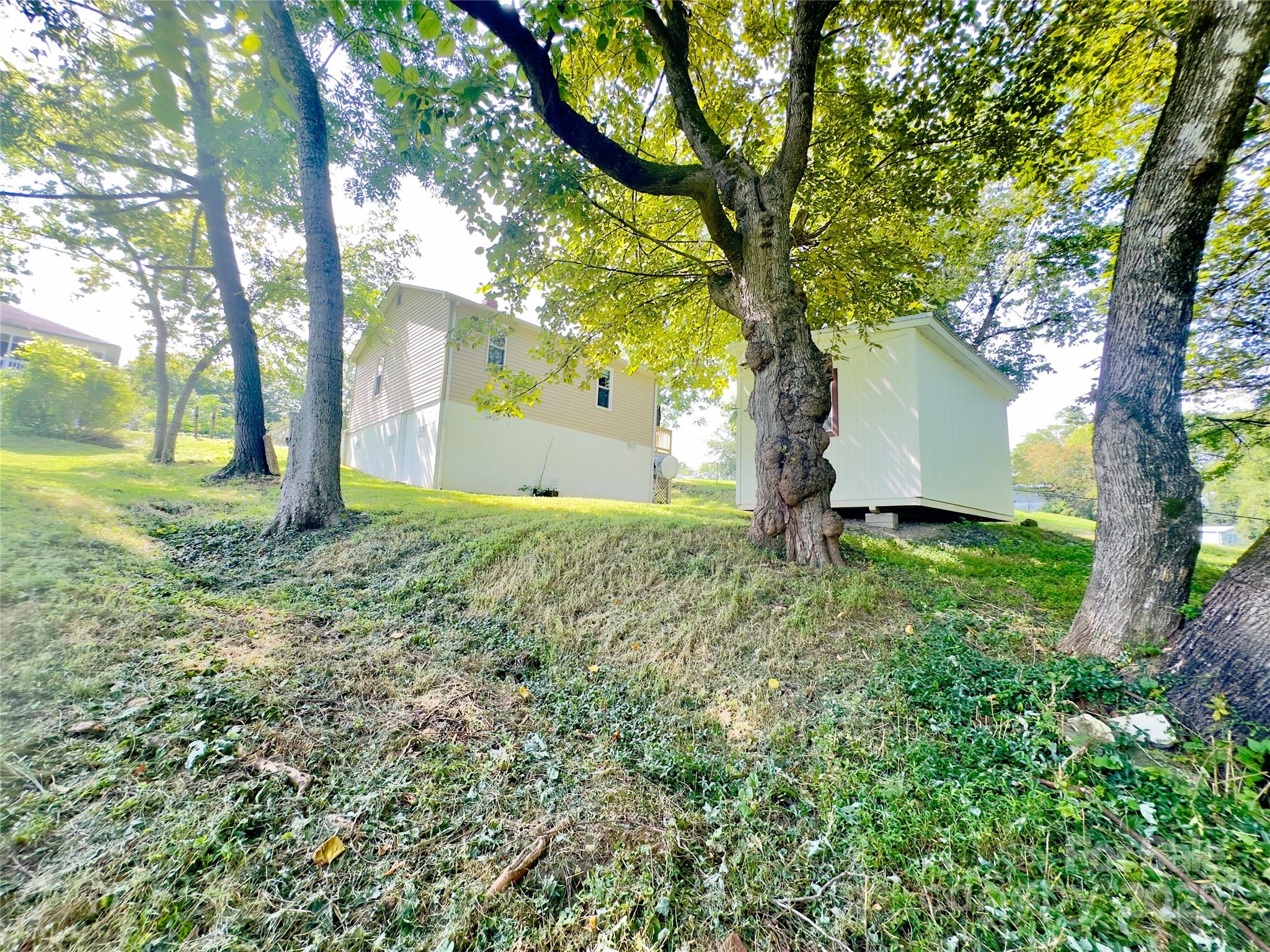 329 Morehead Road — Marion