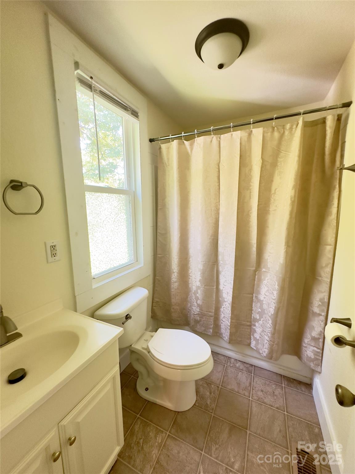 329 Morehead Road — Marion