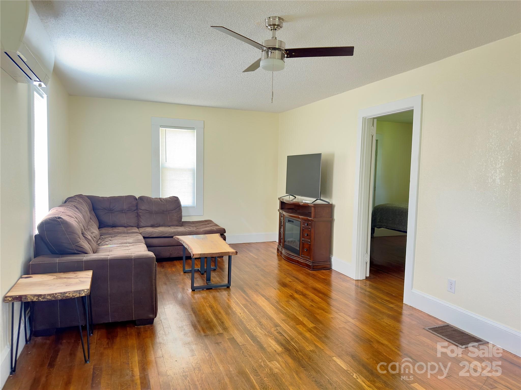 329 Morehead Road — Marion