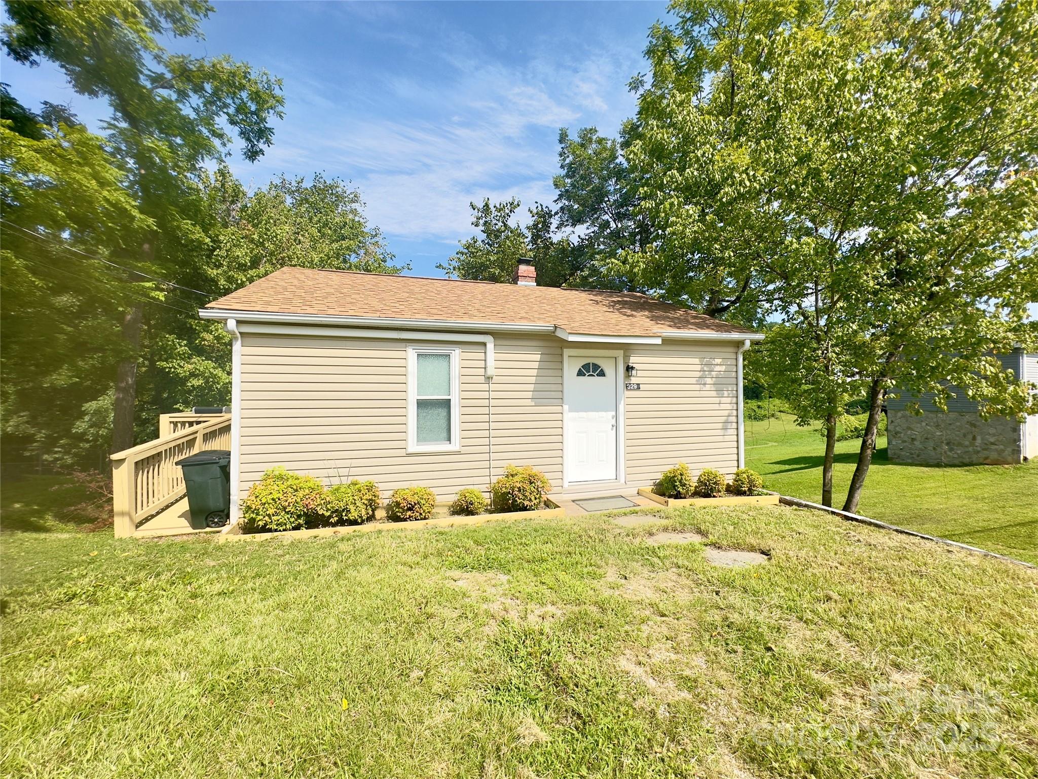 329 Morehead Road — Marion