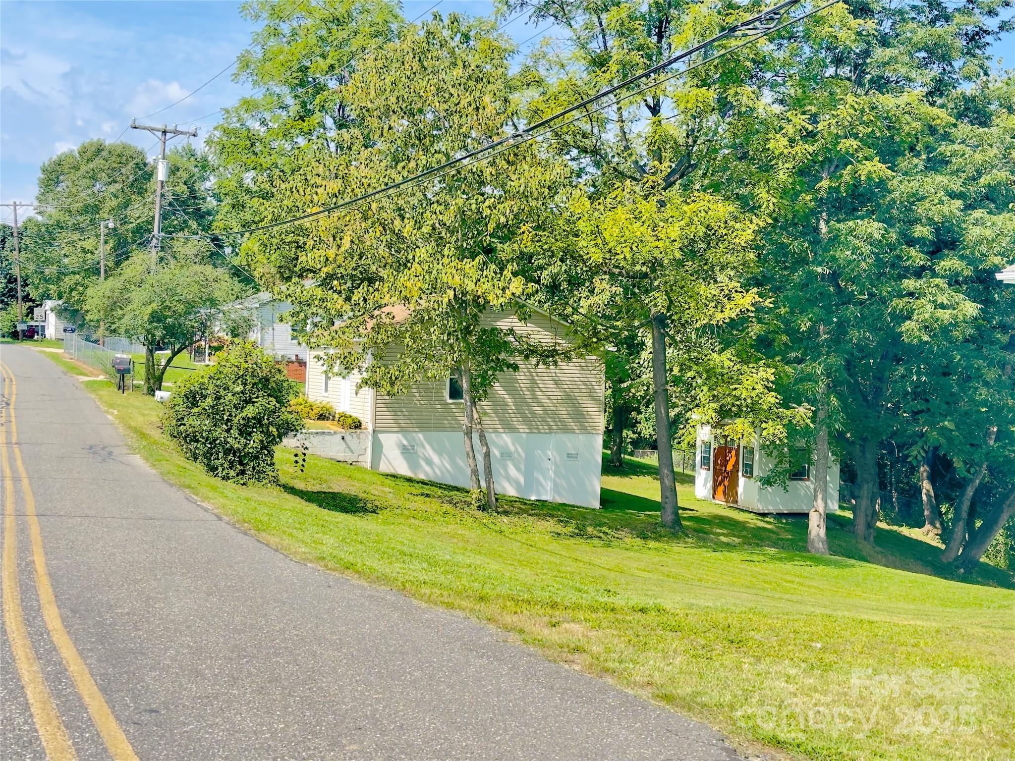 329 Morehead Road — Marion