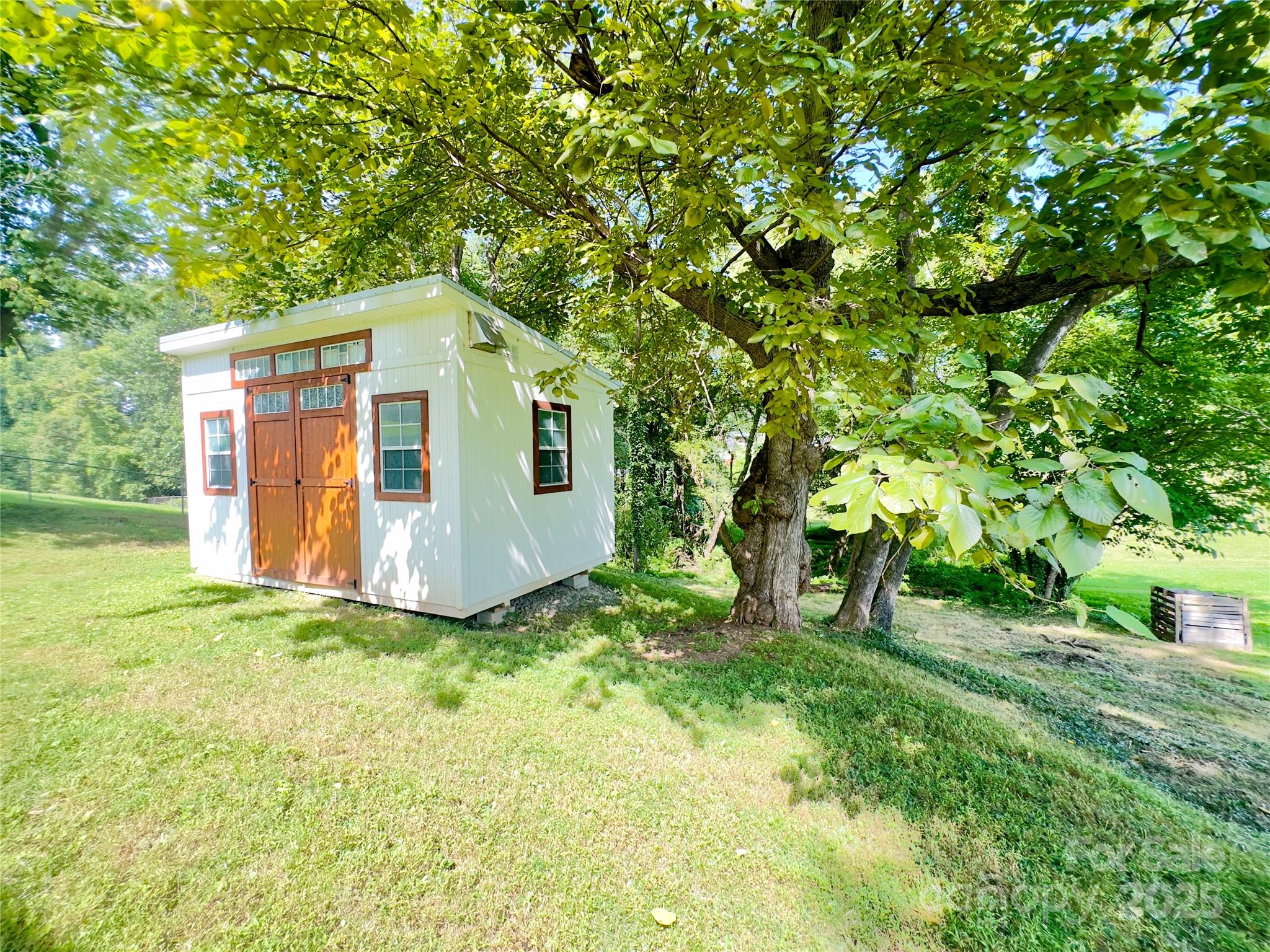 329 Morehead Road — Marion