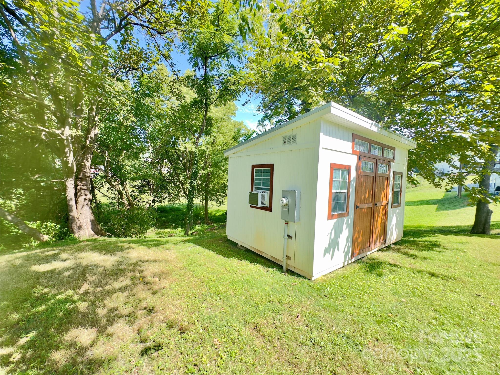 329 Morehead Road — Marion