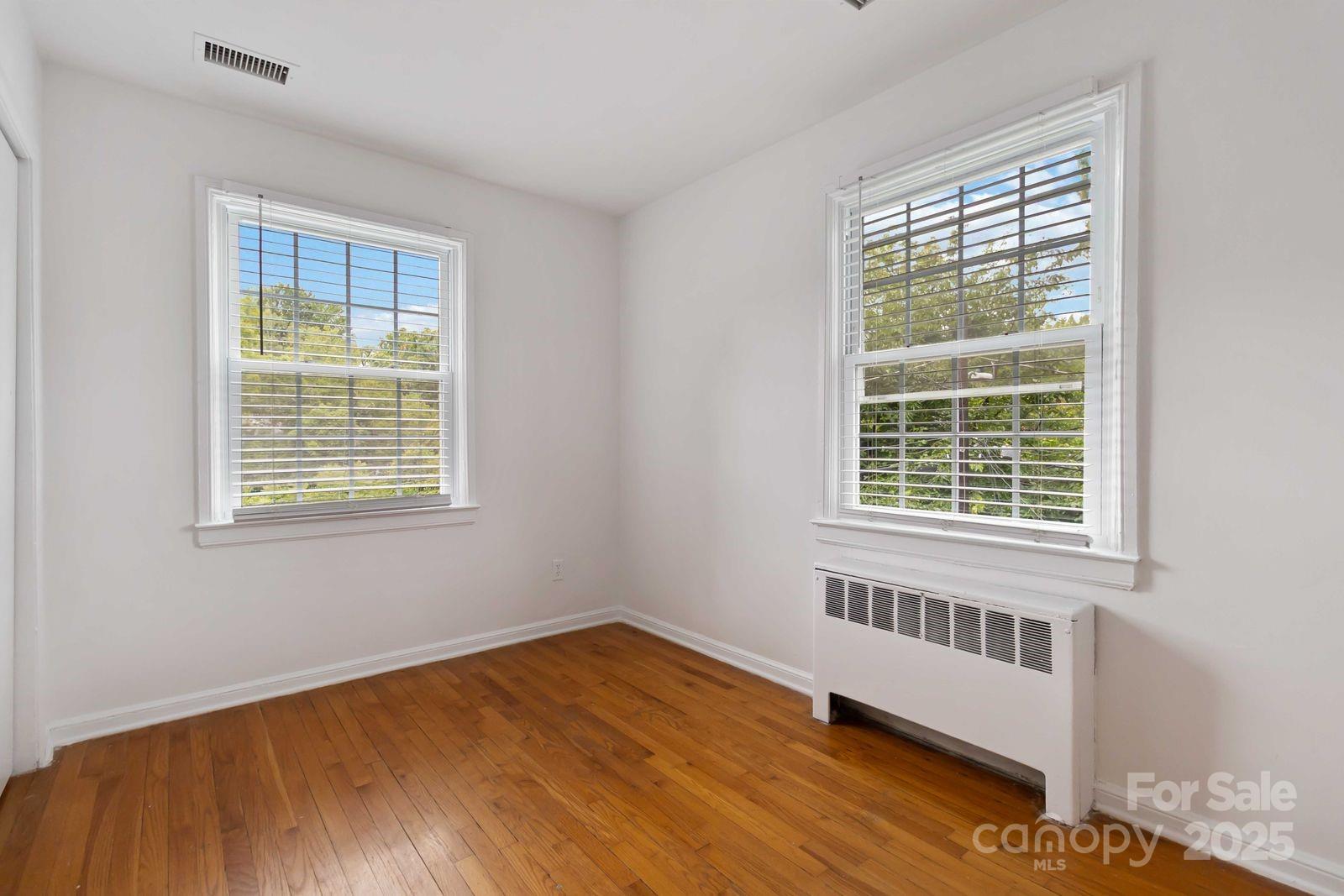 343 Wakefield Drive — Charlotte