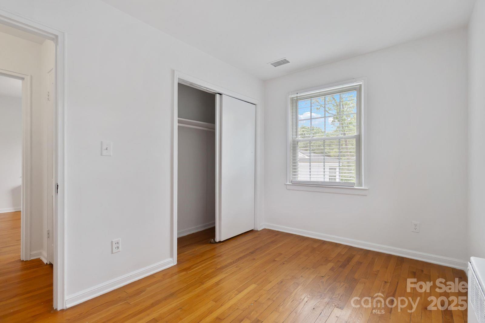 343 Wakefield Drive — Charlotte