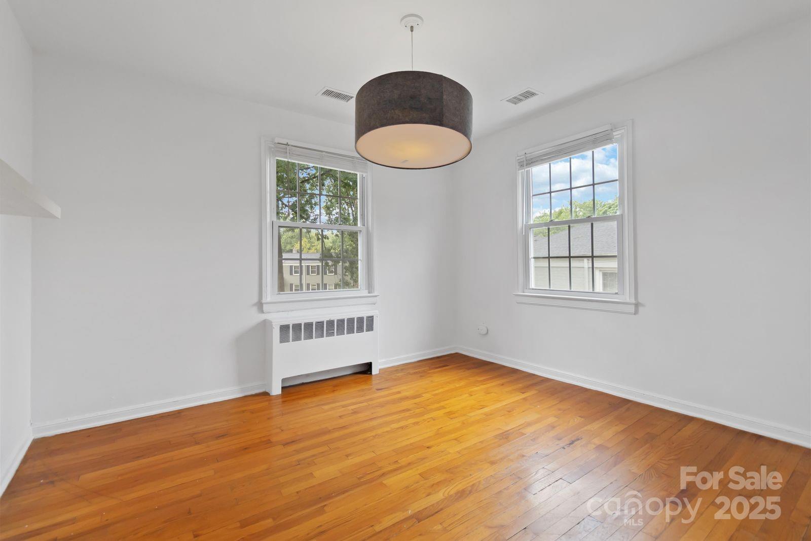 343 Wakefield Drive — Charlotte