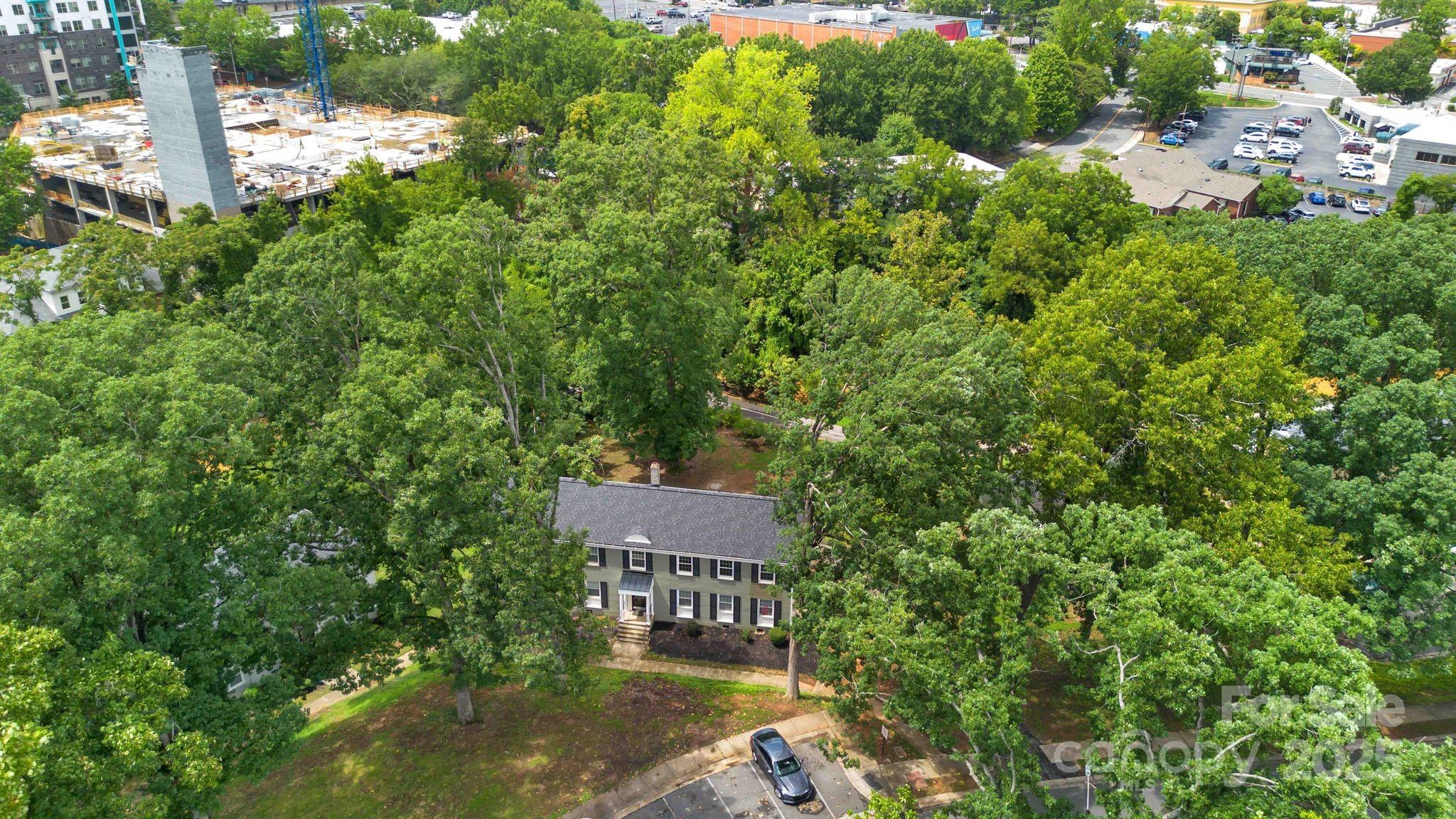 343 Wakefield Drive — Charlotte