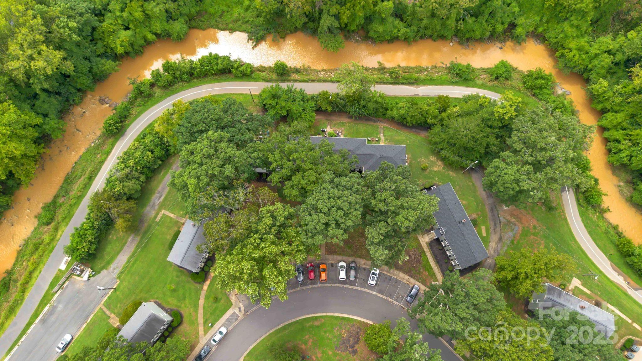 343 Wakefield Drive — Charlotte