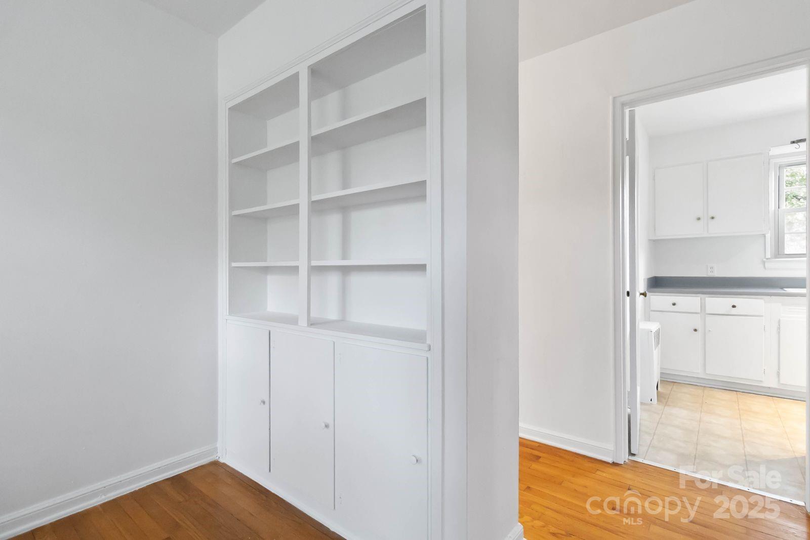 343 Wakefield Drive — Charlotte