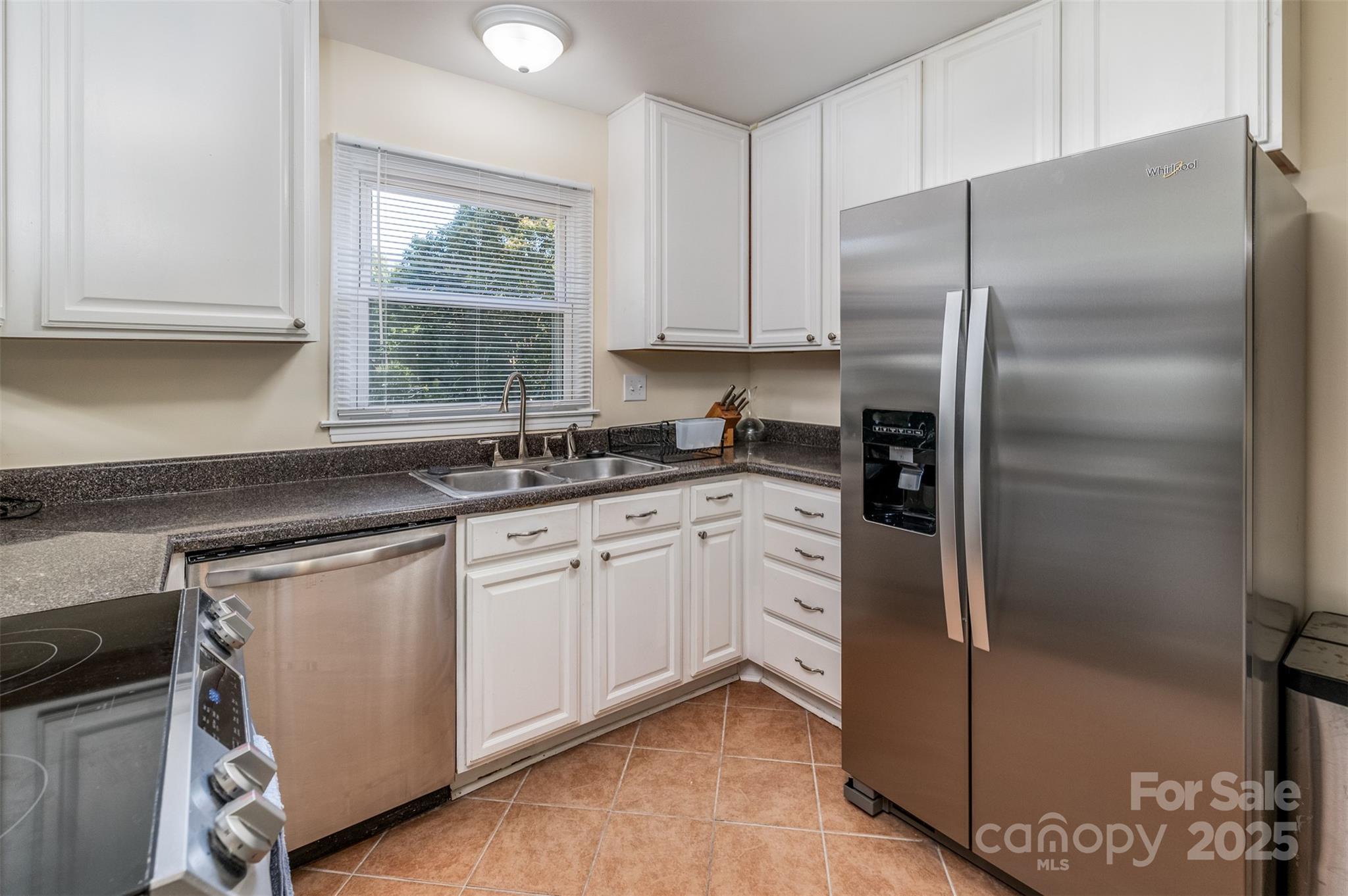 5111 Coronado Drive — Charlotte