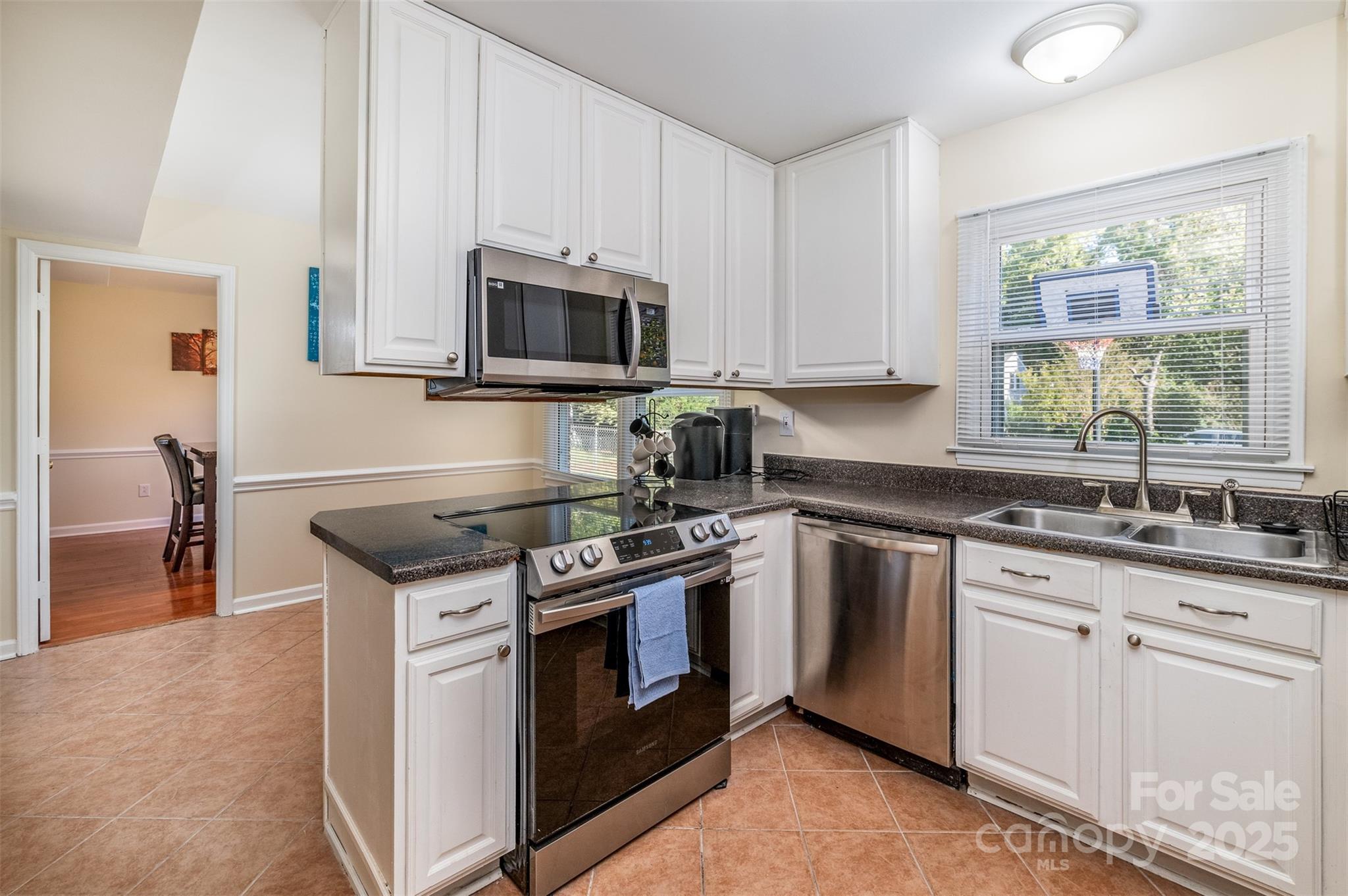5111 Coronado Drive — Charlotte
