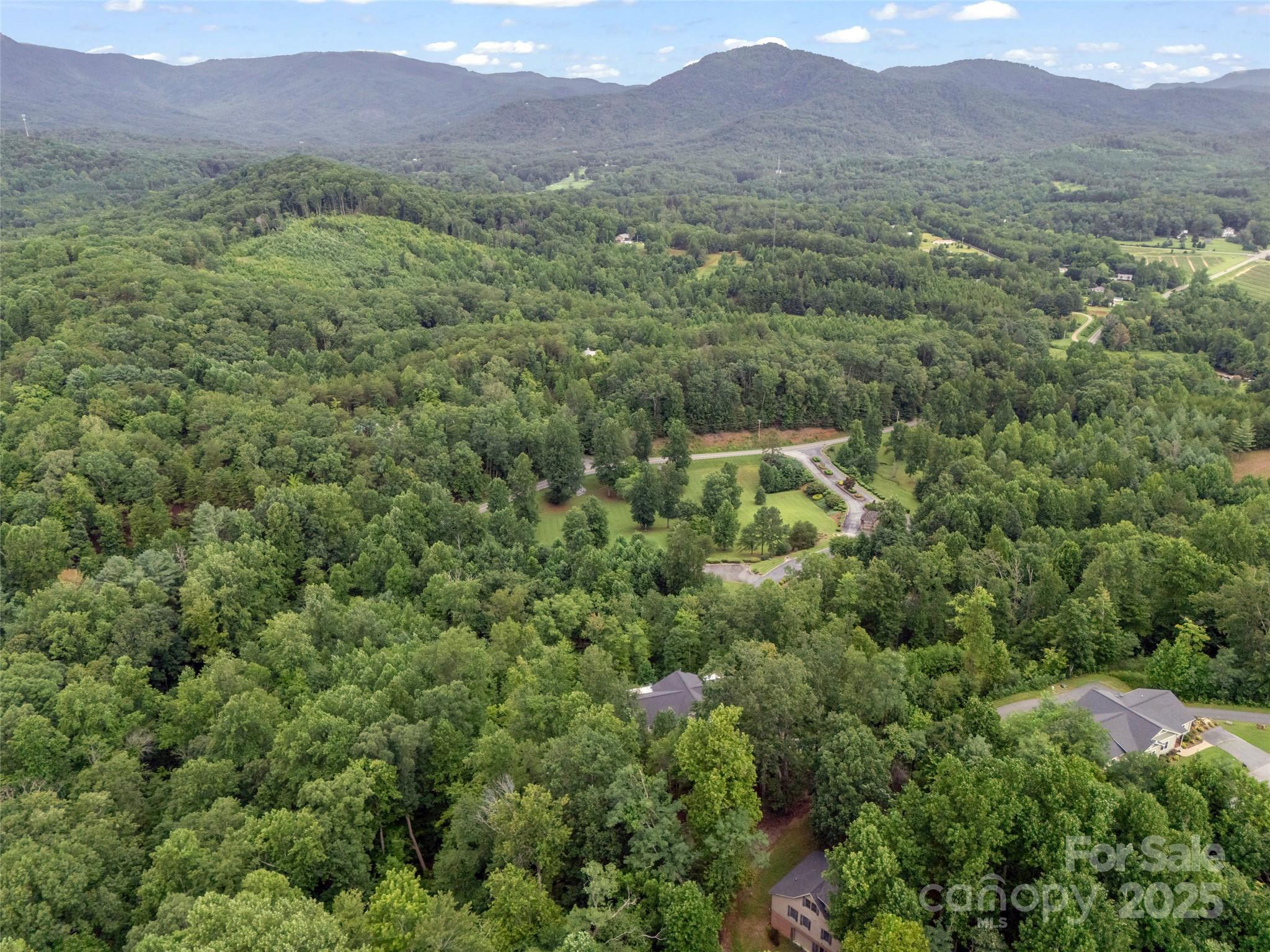 148 Red Hawk Knoll #12 — Lake Lure