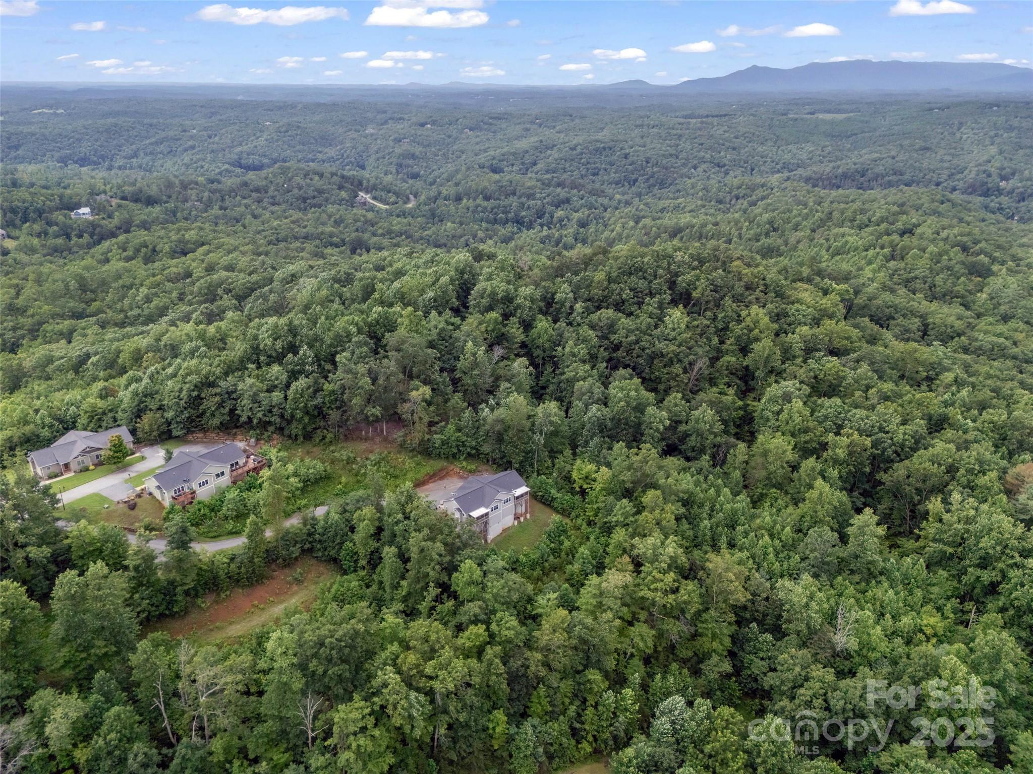 148 Red Hawk Knoll #12 — Lake Lure