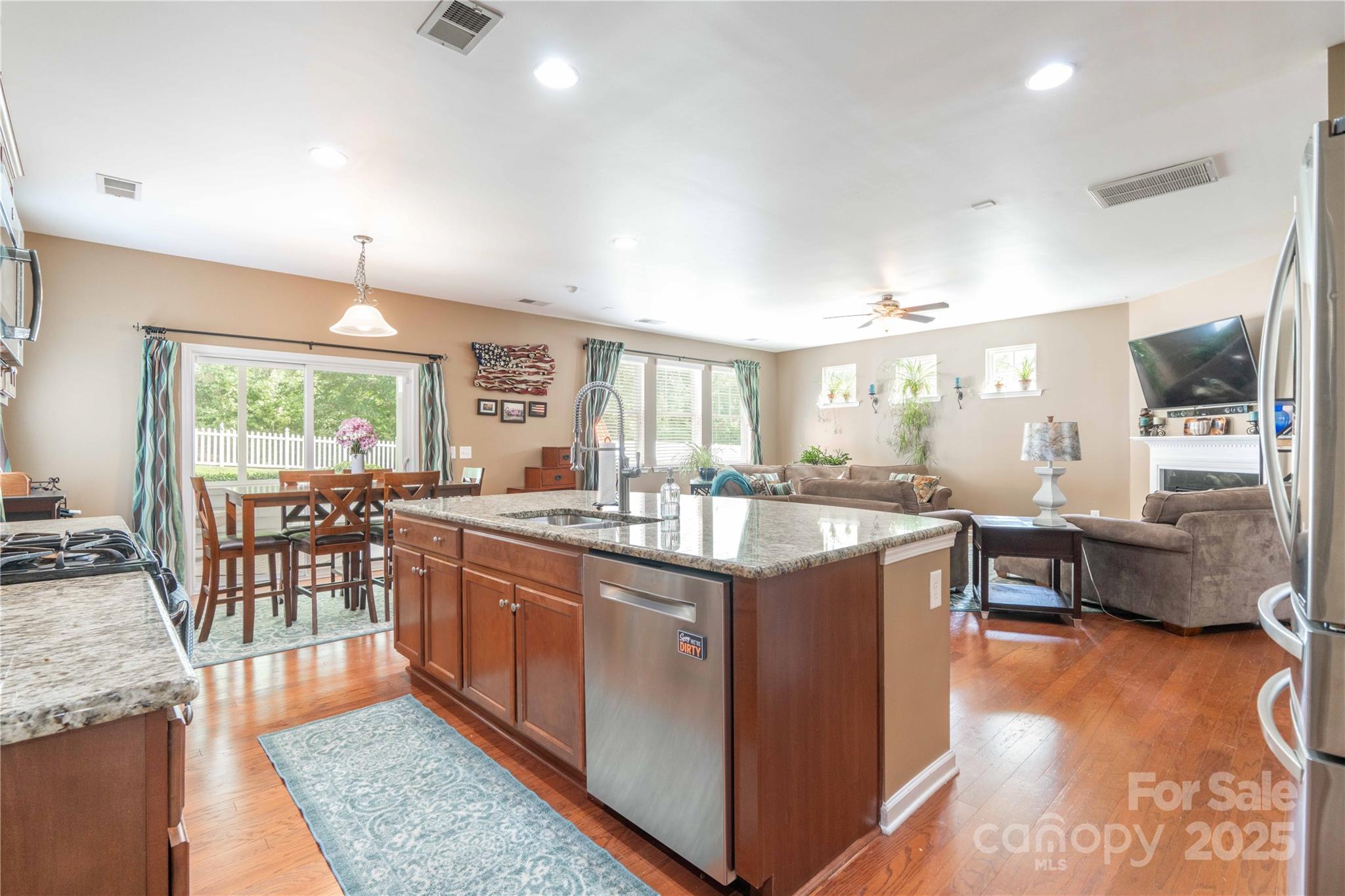 12920 Heath Grove Drive — Huntersville