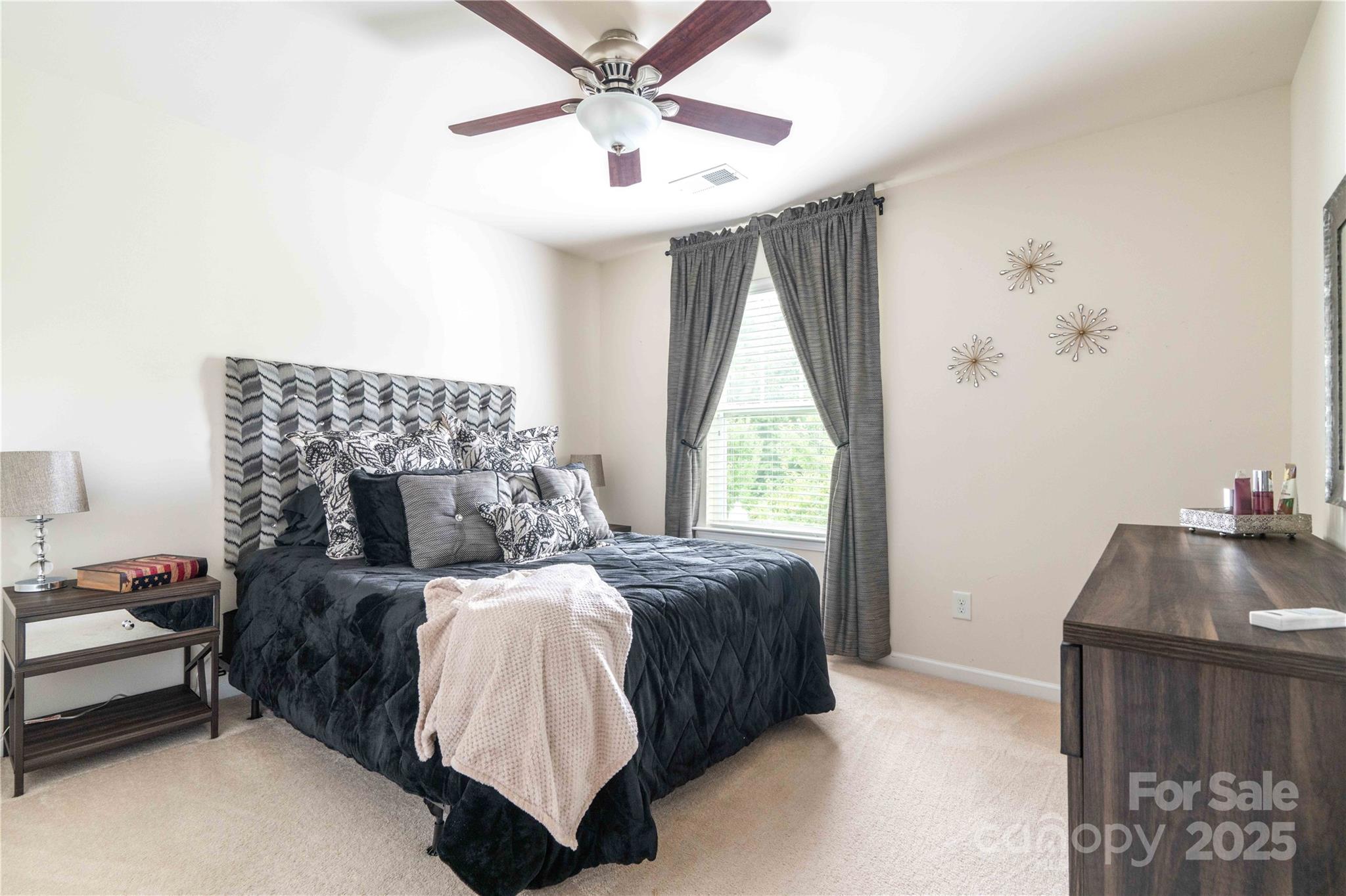12920 Heath Grove Drive — Huntersville
