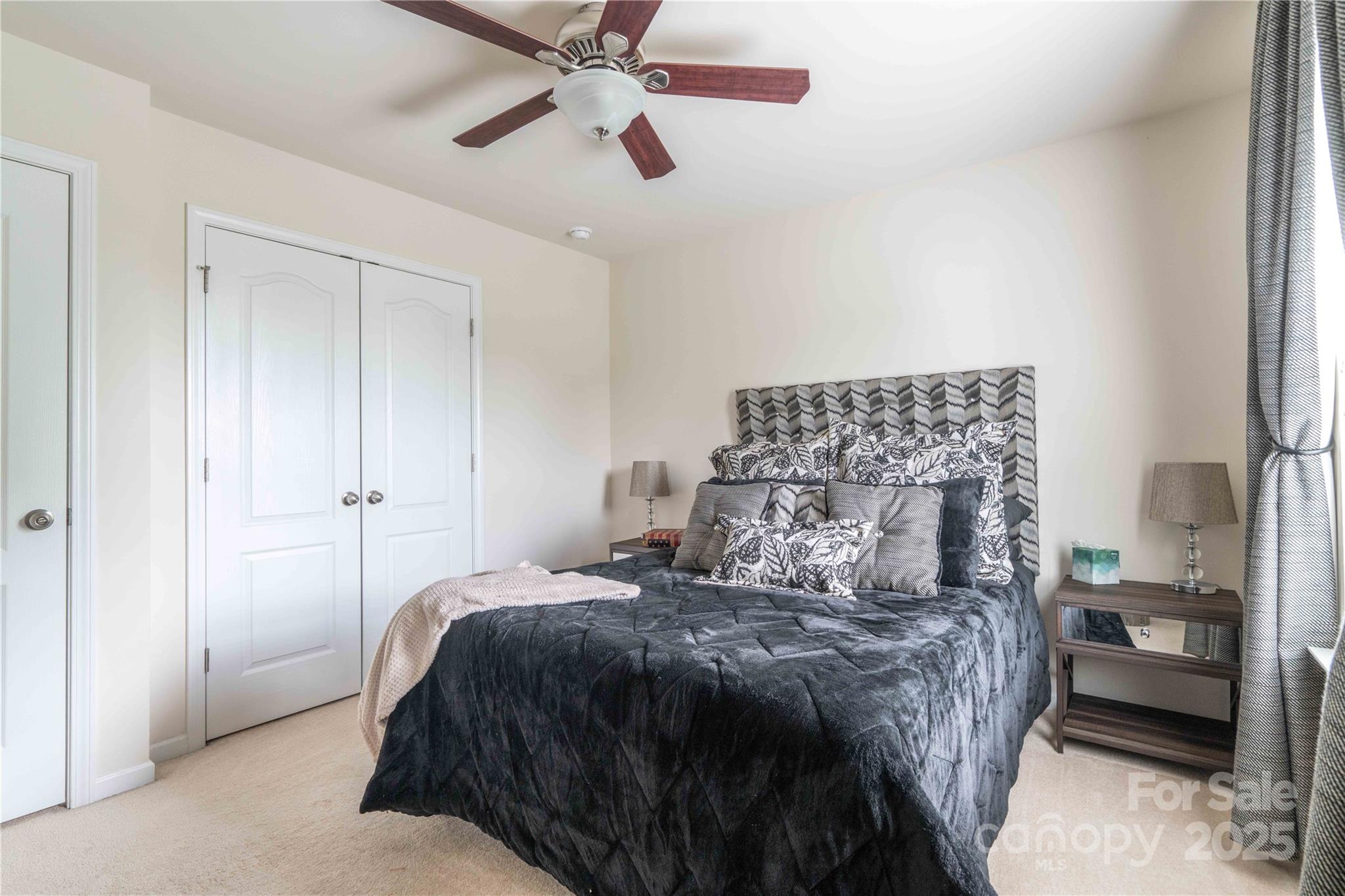 12920 Heath Grove Drive — Huntersville