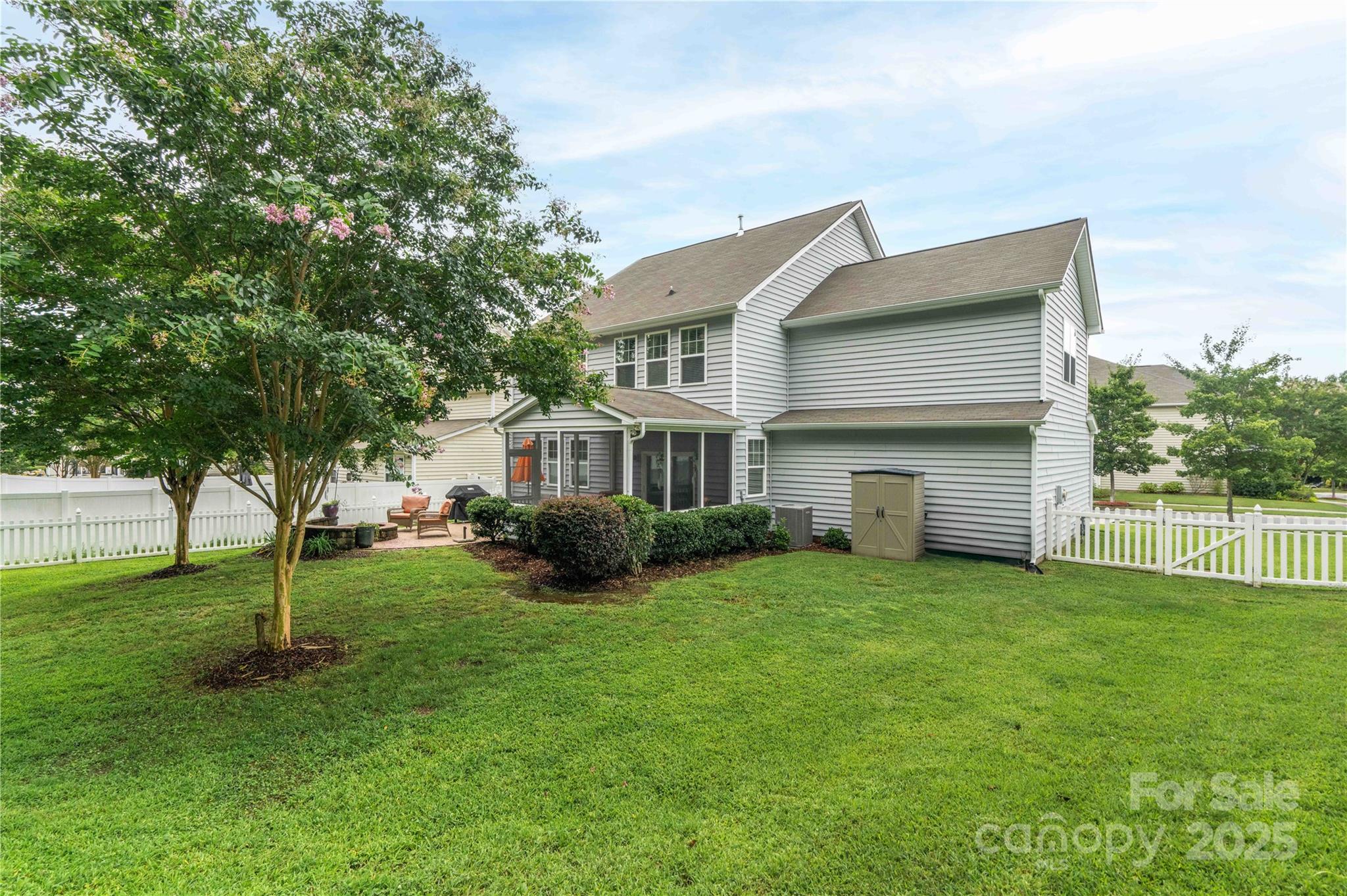 12920 Heath Grove Drive — Huntersville