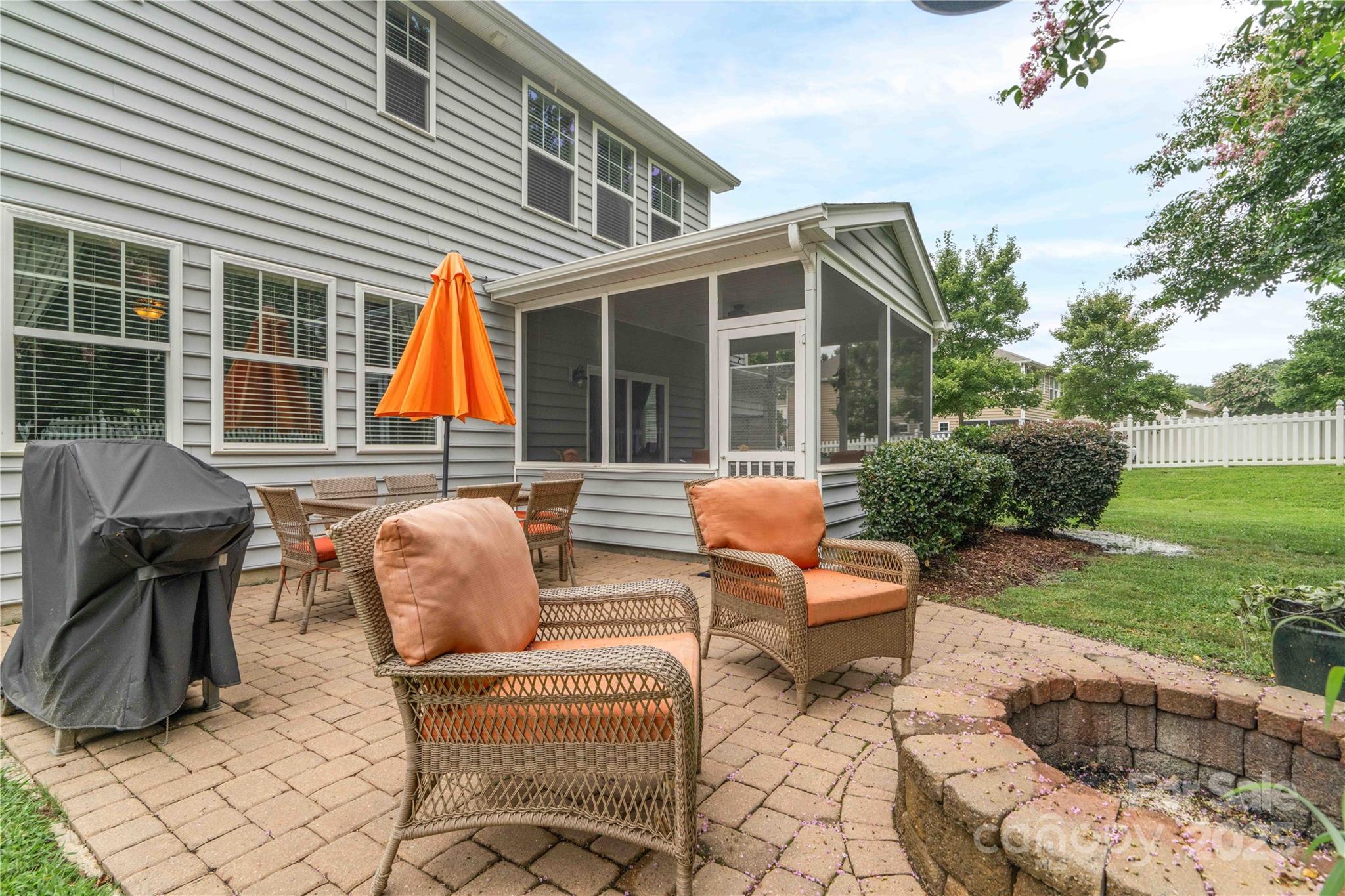 12920 Heath Grove Drive — Huntersville