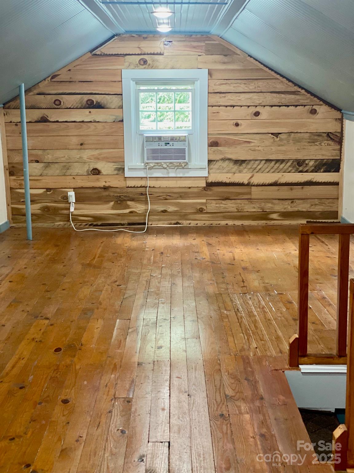 1294 Cane Creek Road — Bakersville