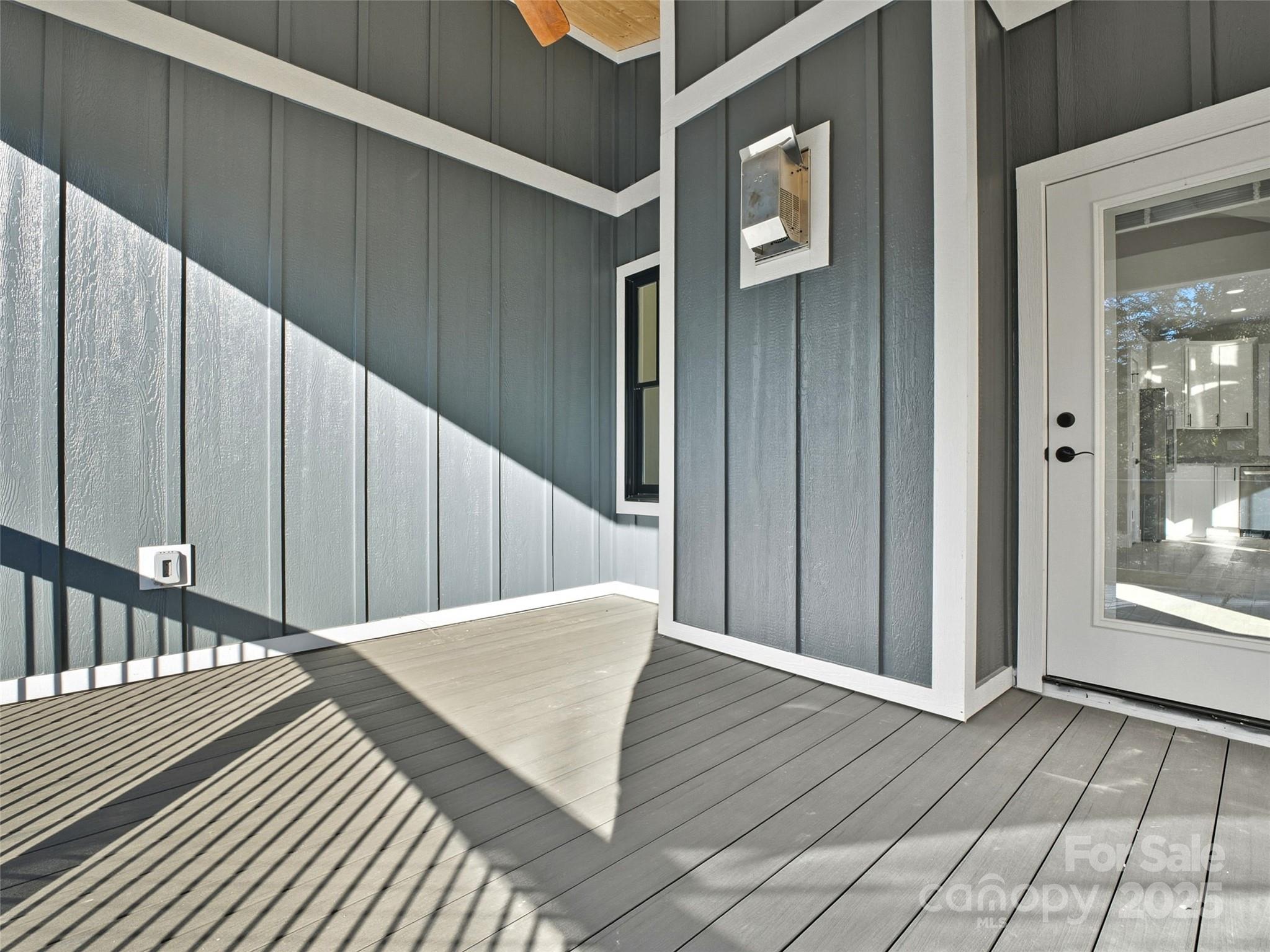 30 Olde Oak Court — Hendersonville