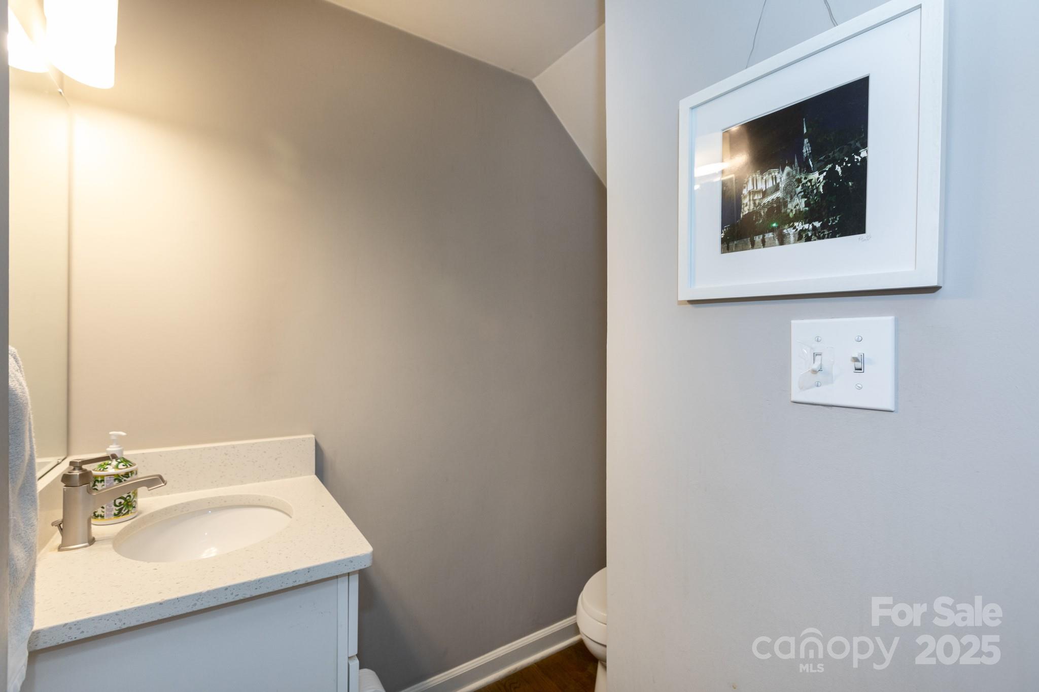 2229 Rexford Road #E — Charlotte