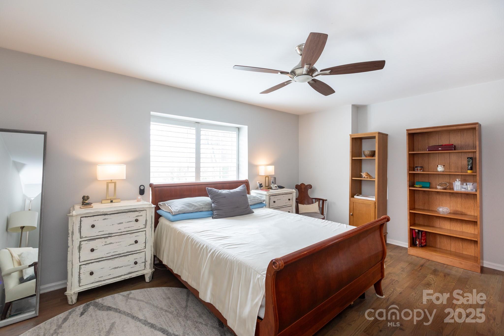 2229 Rexford Road #E — Charlotte
