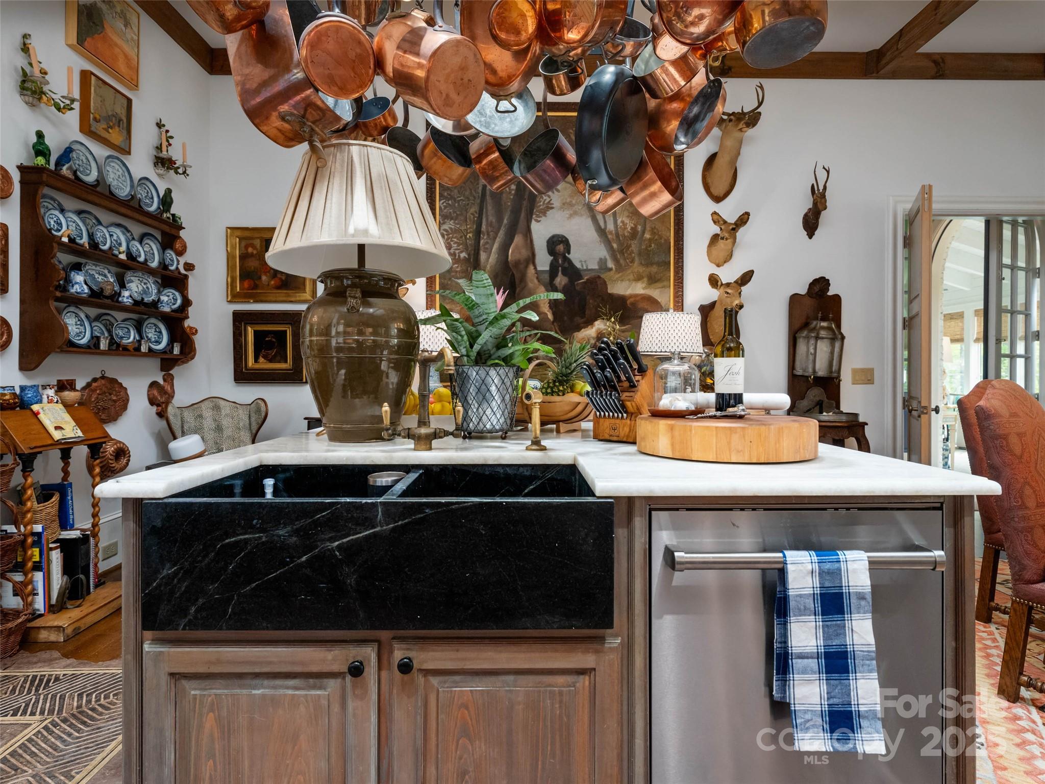 13084 Canada Road — Tuckasegee
