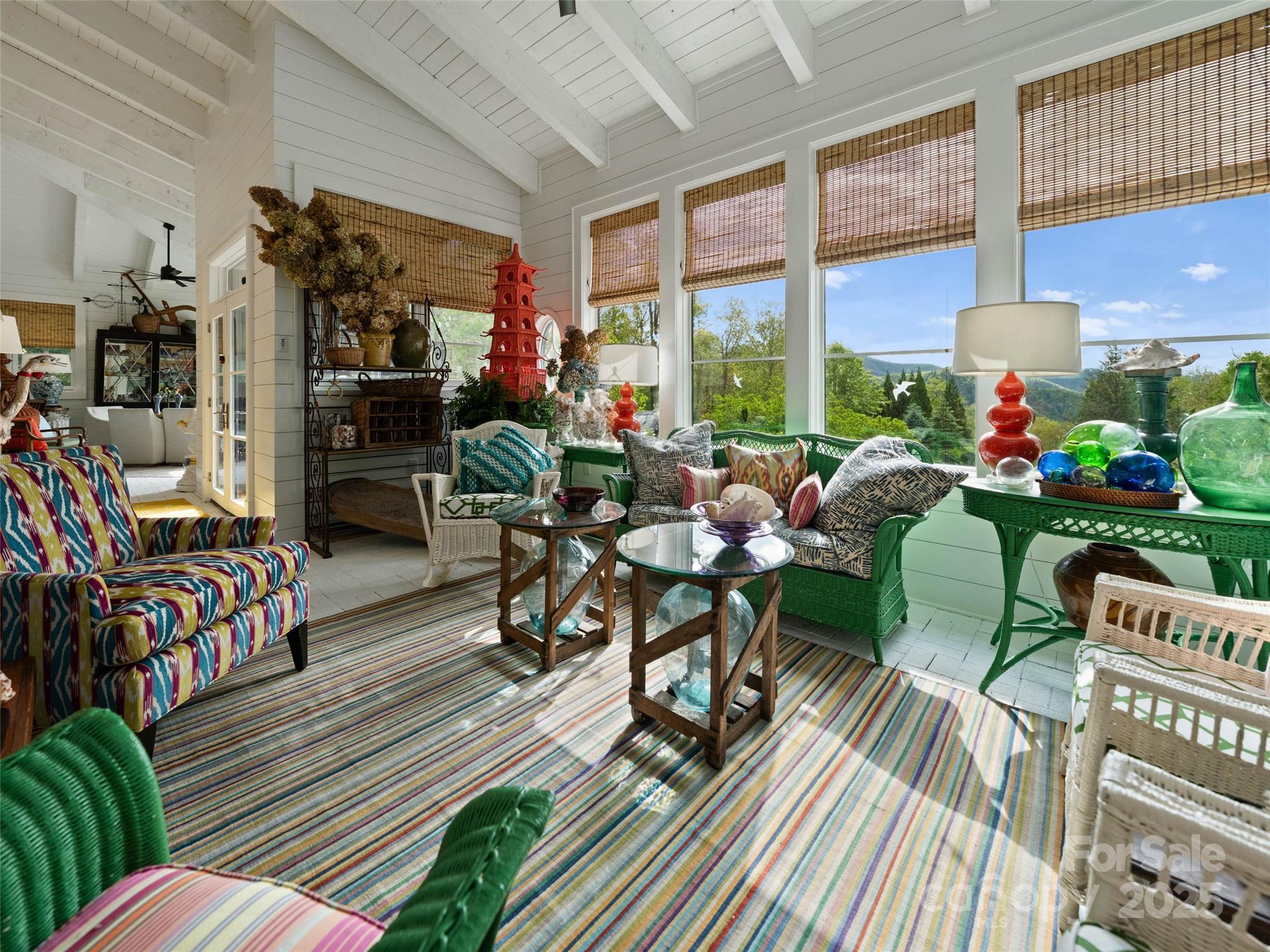 13084 Canada Road — Tuckasegee