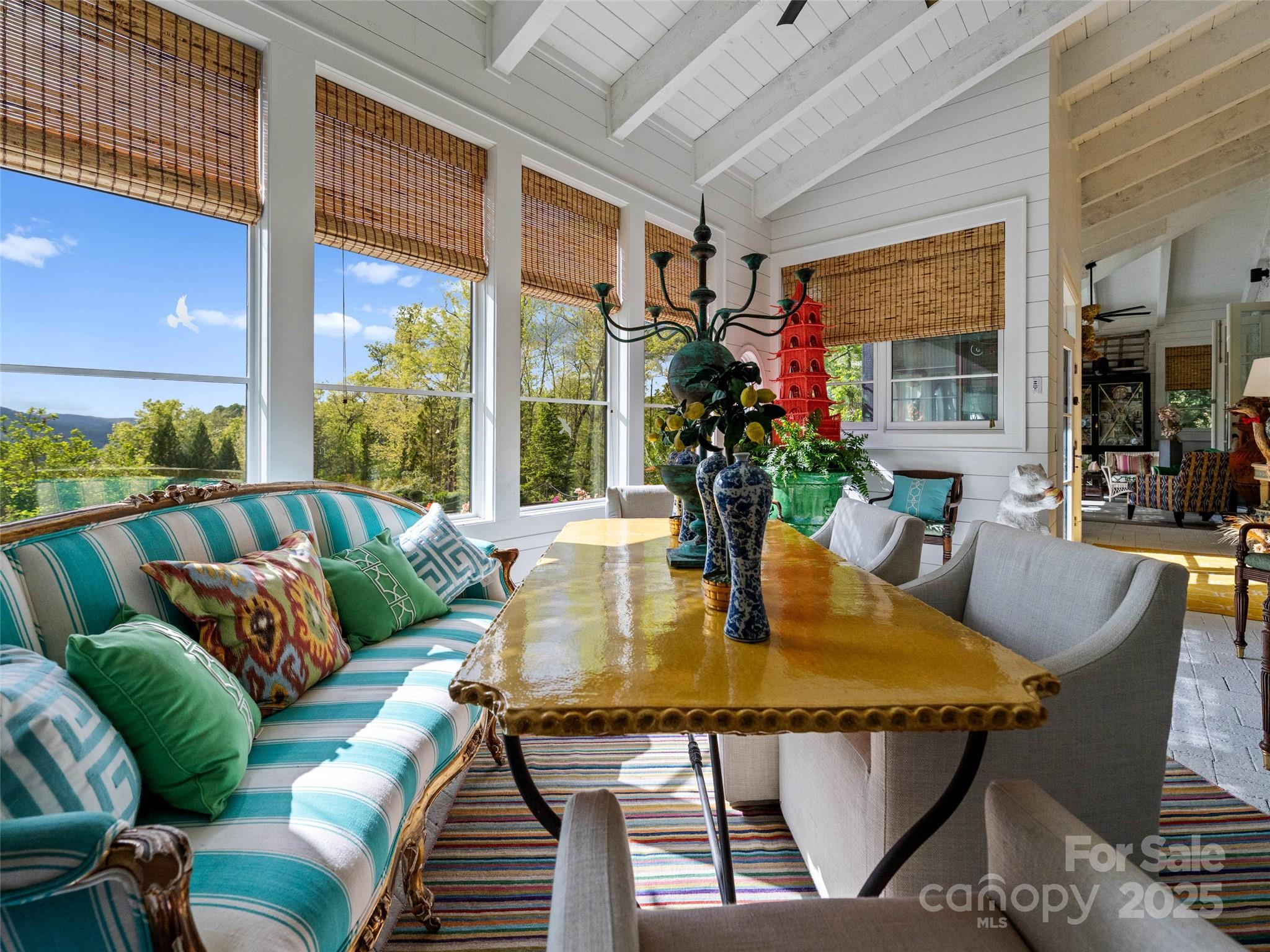 13084 Canada Road — Tuckasegee
