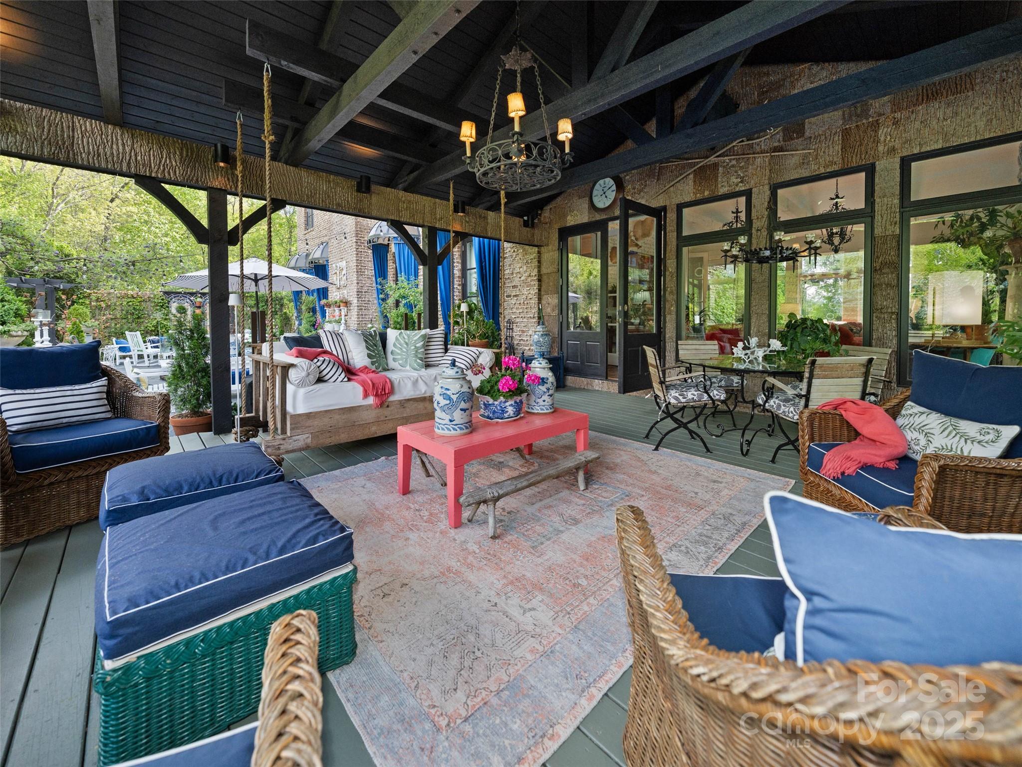 13084 Canada Road — Tuckasegee