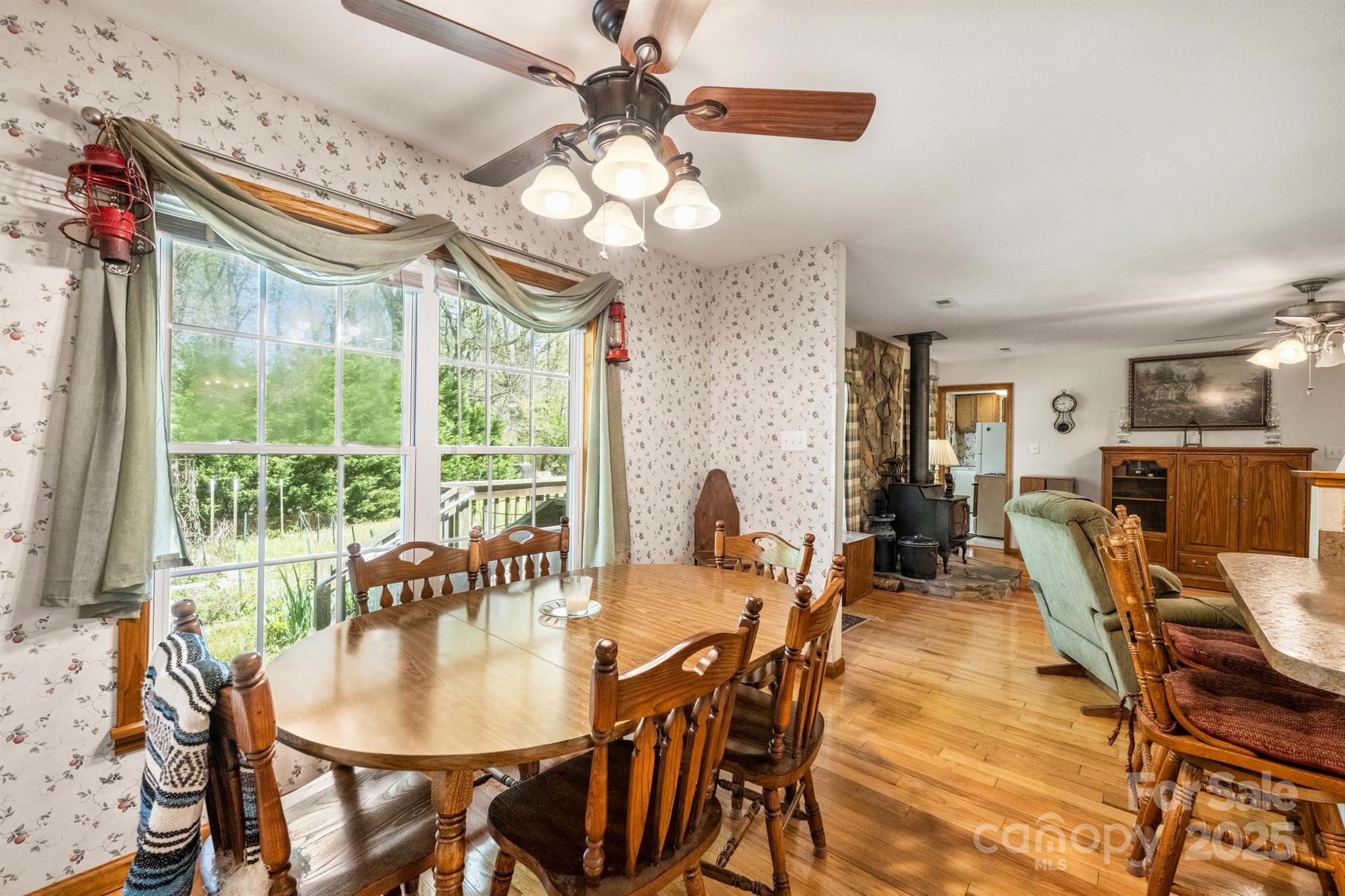 16415 Capps Road — Charlotte