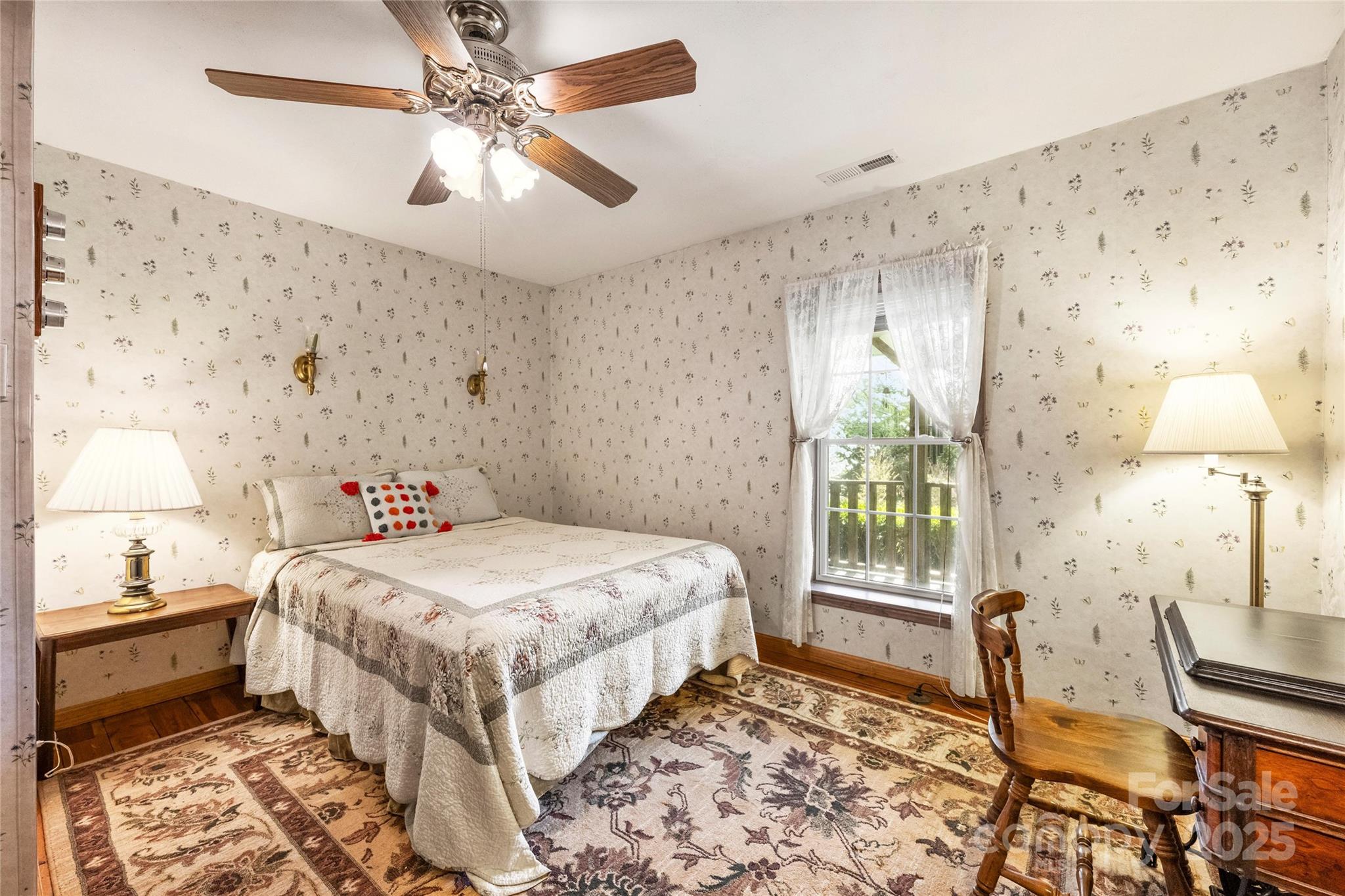 16415 Capps Road — Charlotte