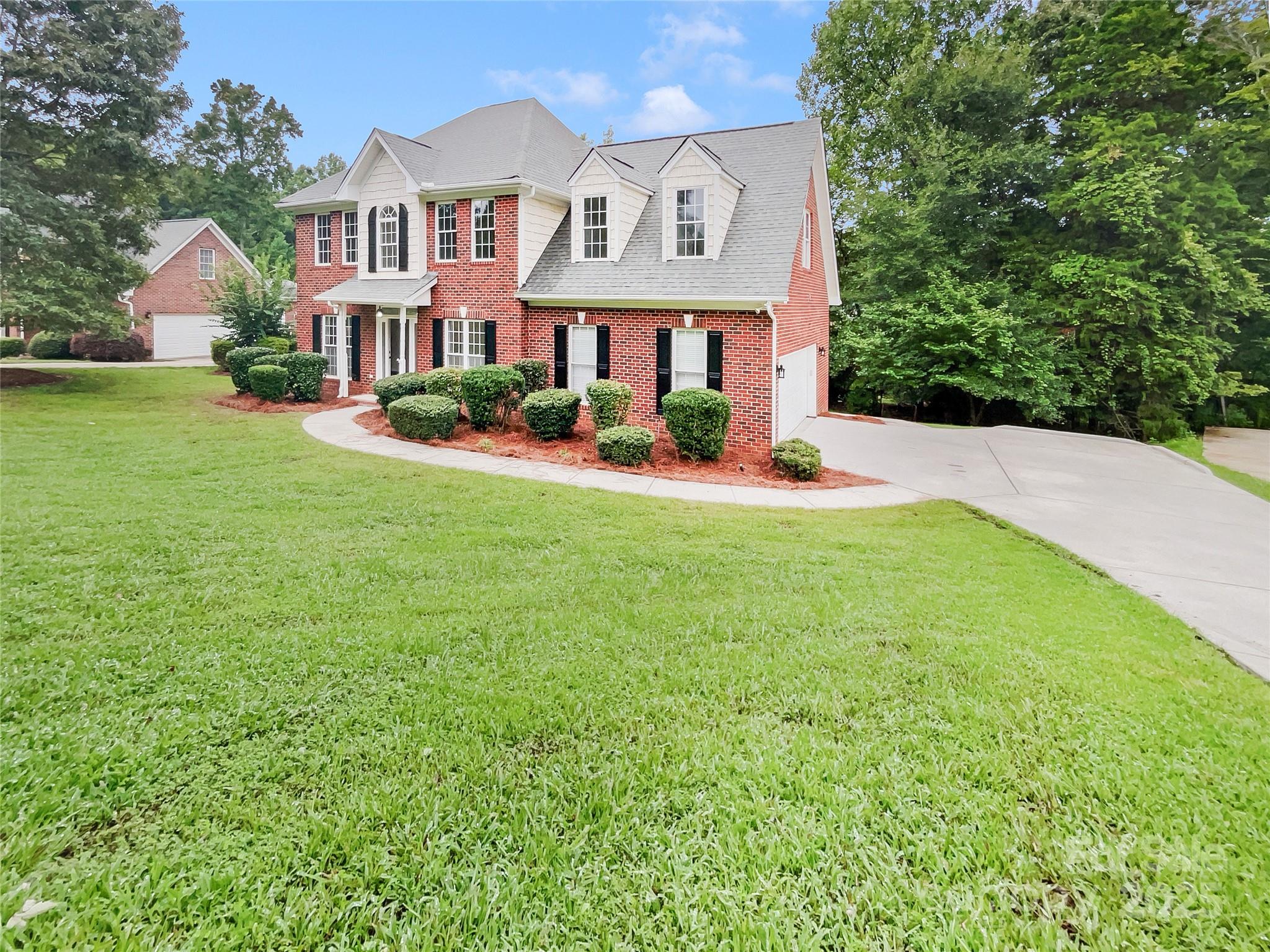2405 Falling Leaf Court — Rock Hill