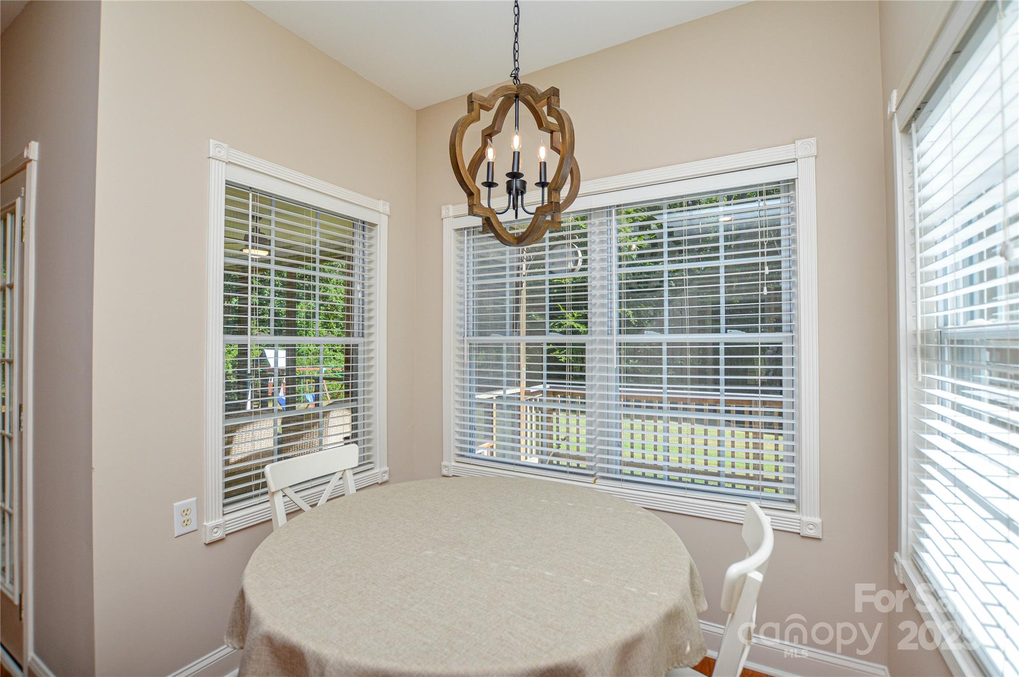 3333 Harmony Road — Catawba