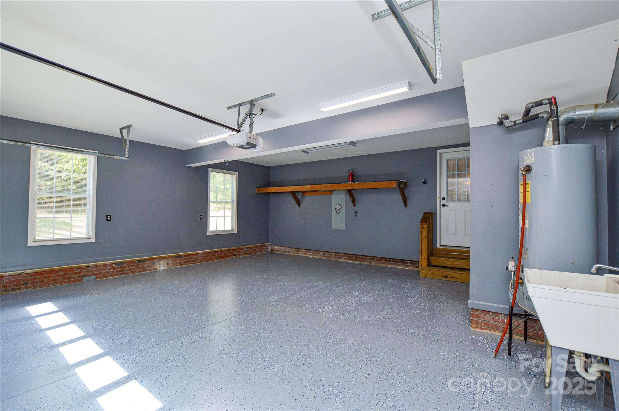 3333 Harmony Road — Catawba