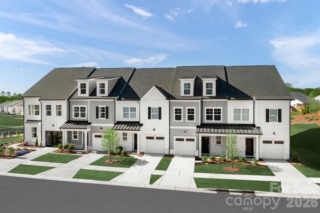 3062 Finchborough Court #240 — Charlotte