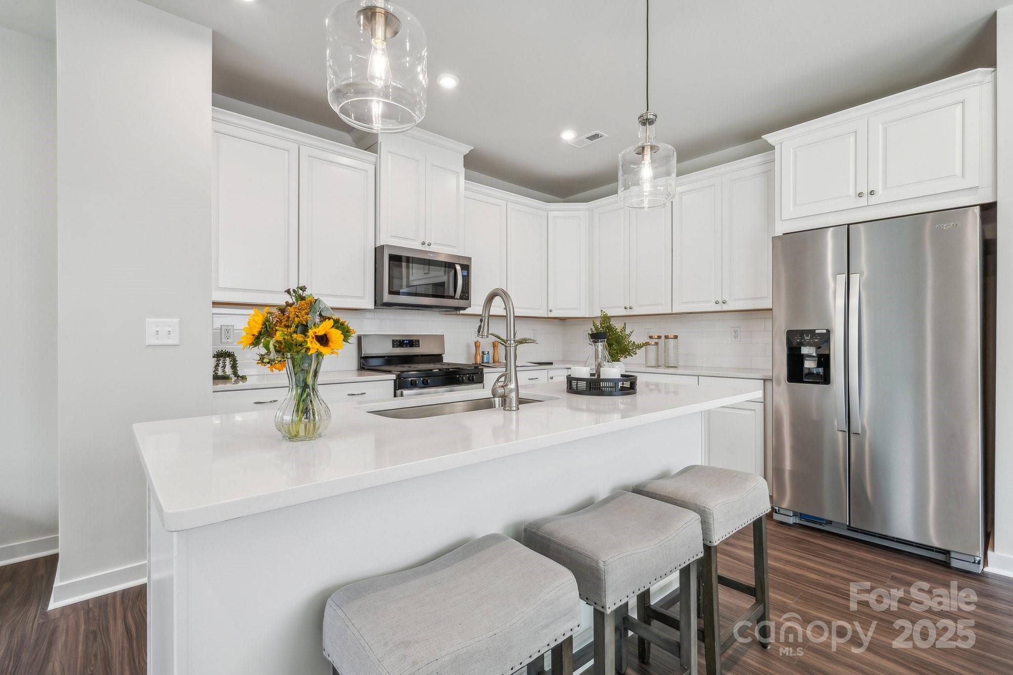 3062 Finchborough Court #240 — Charlotte